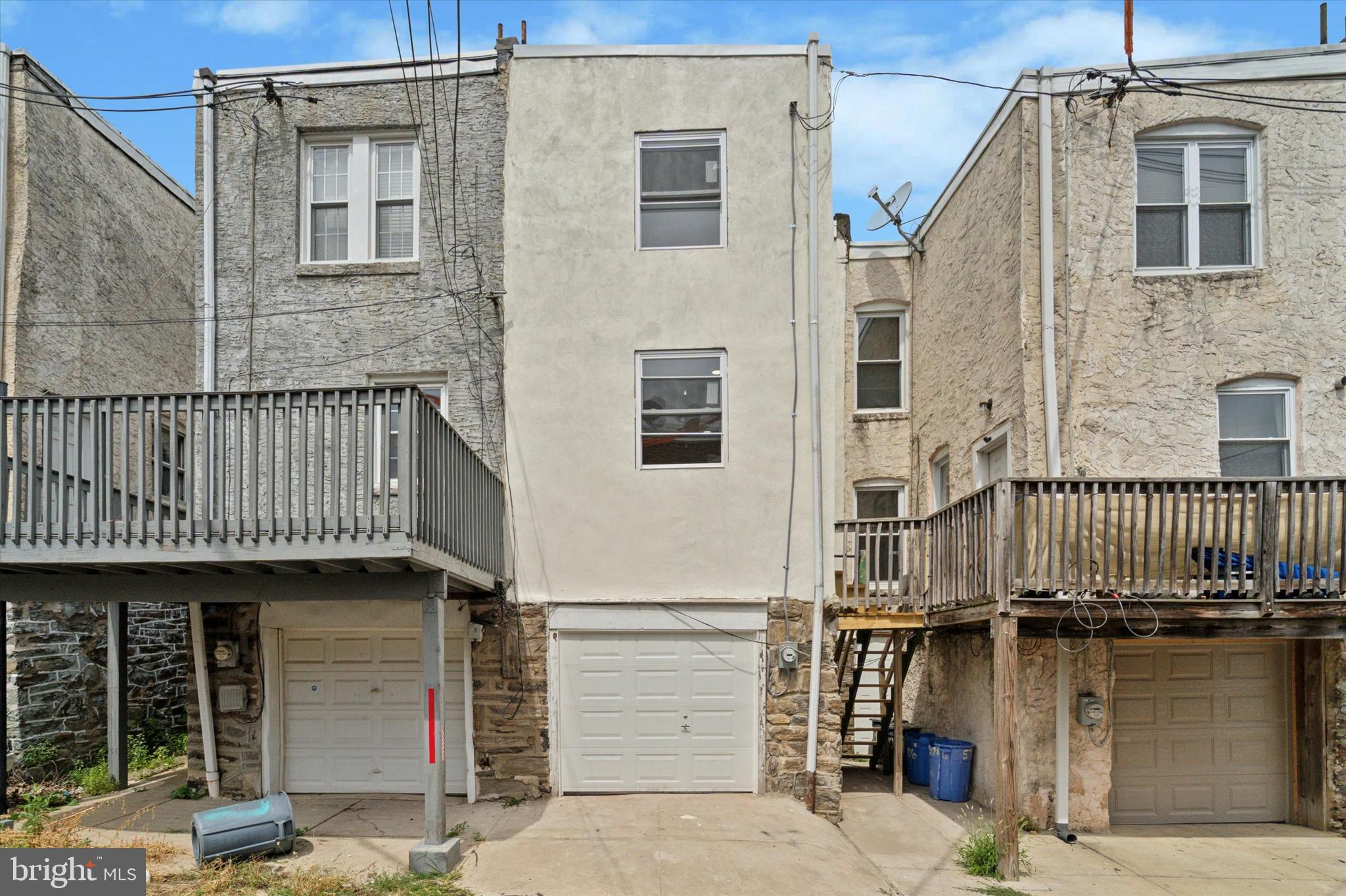 PHILADELPHIA - Residential