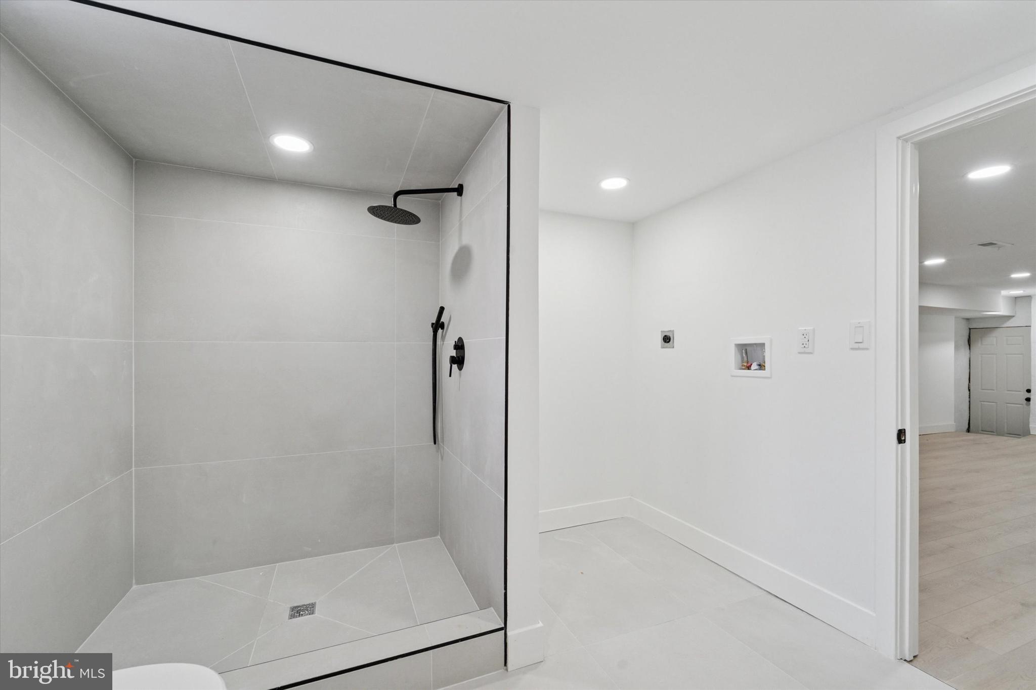 PHILADELPHIA - Residential