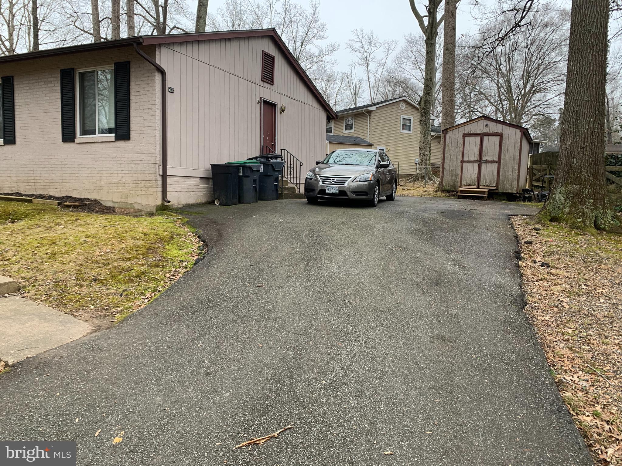 STONEYBROOKE - Residential