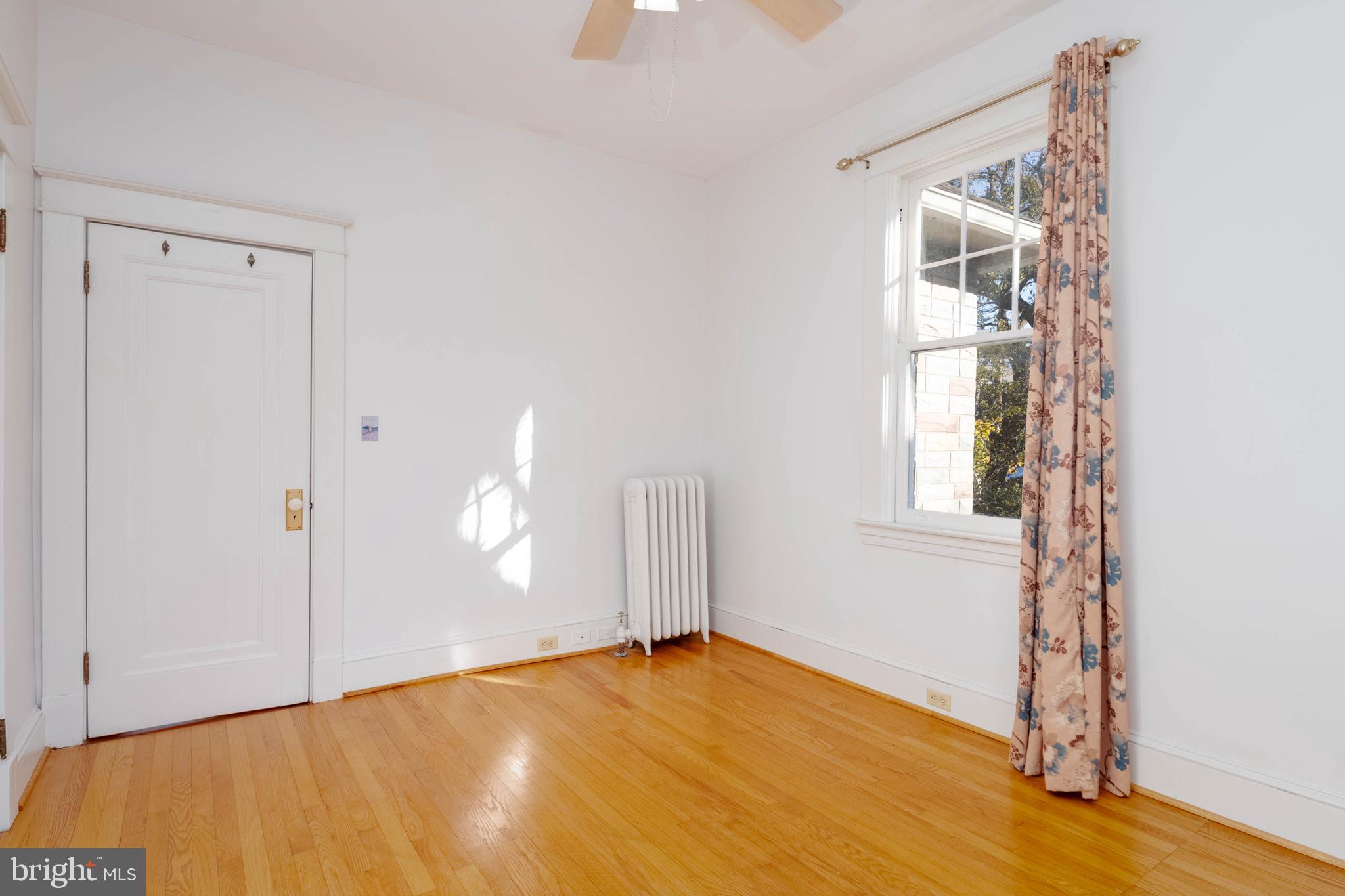 MOUNT WASHINGTON - Residential