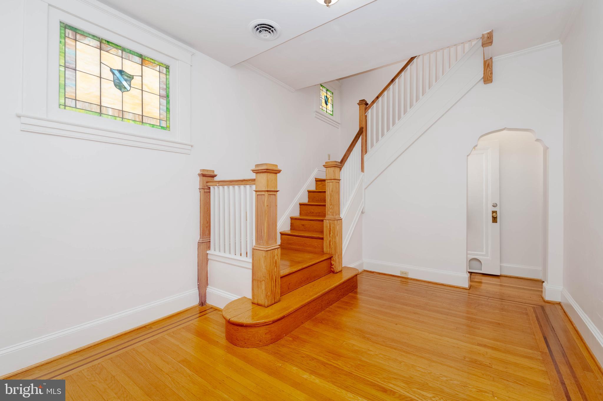 MOUNT WASHINGTON - Residential