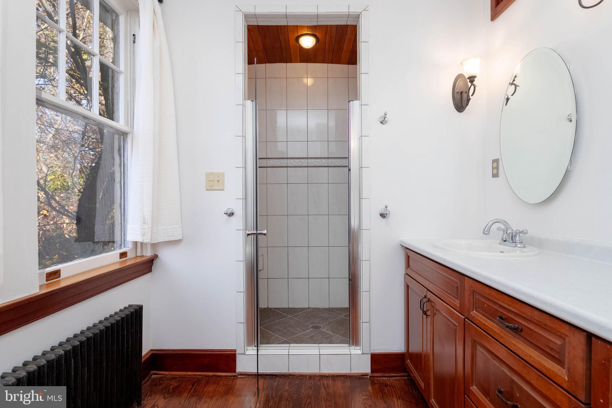 MOUNT WASHINGTON - Residential