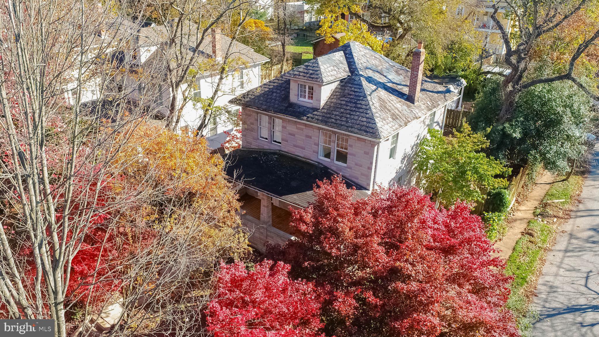 MOUNT WASHINGTON - Residential