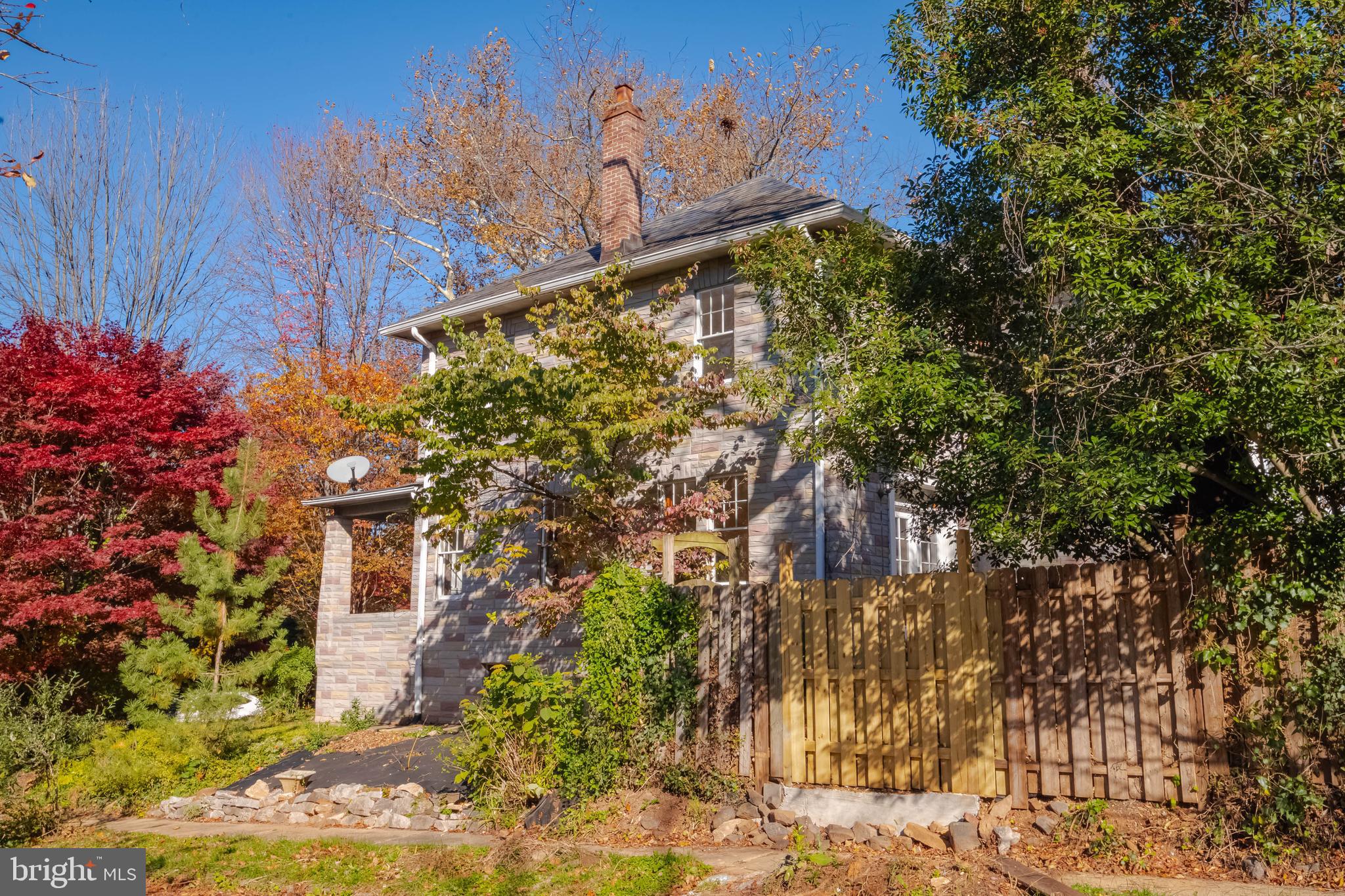 MOUNT WASHINGTON - Residential