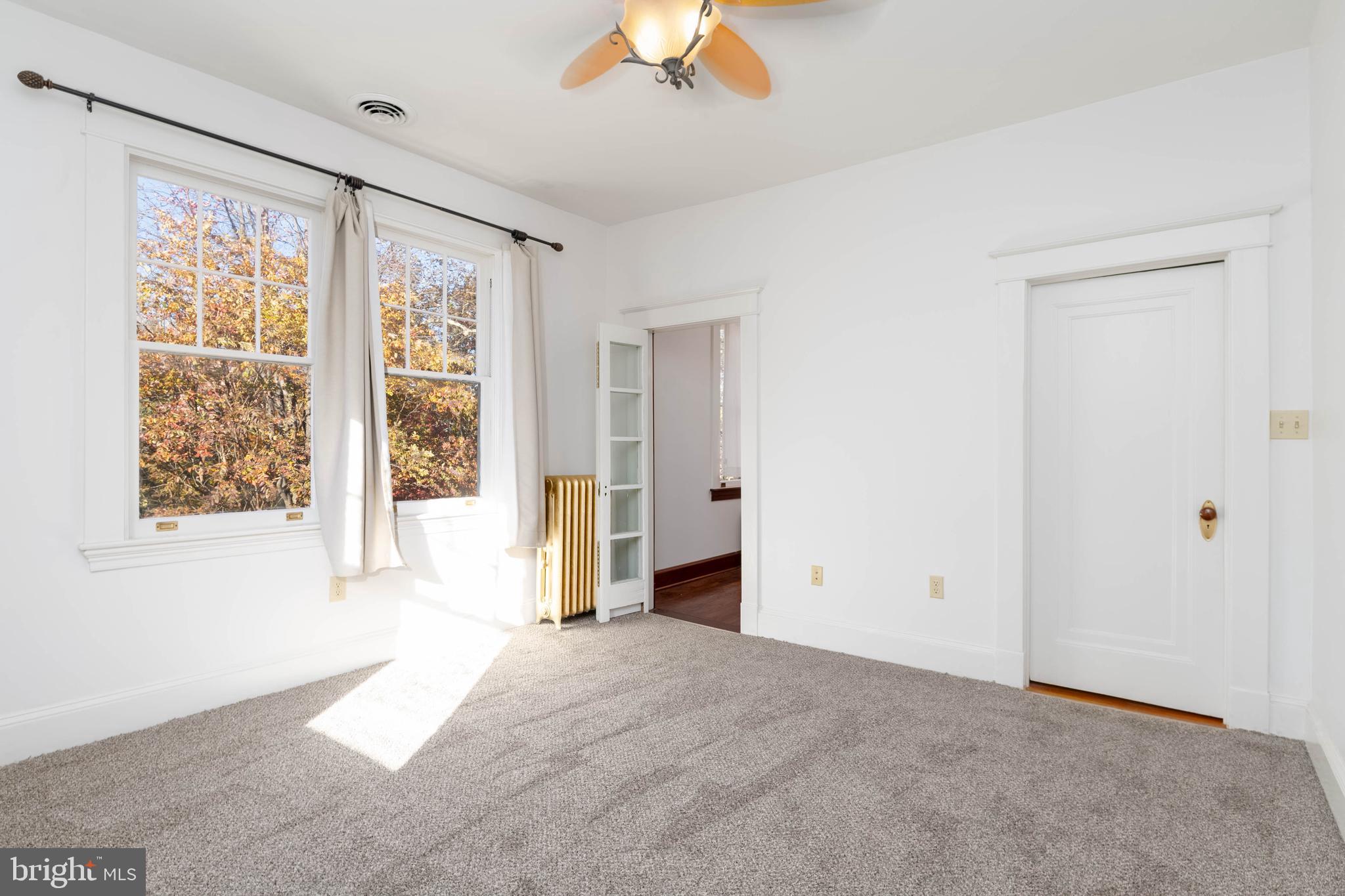 MOUNT WASHINGTON - Residential