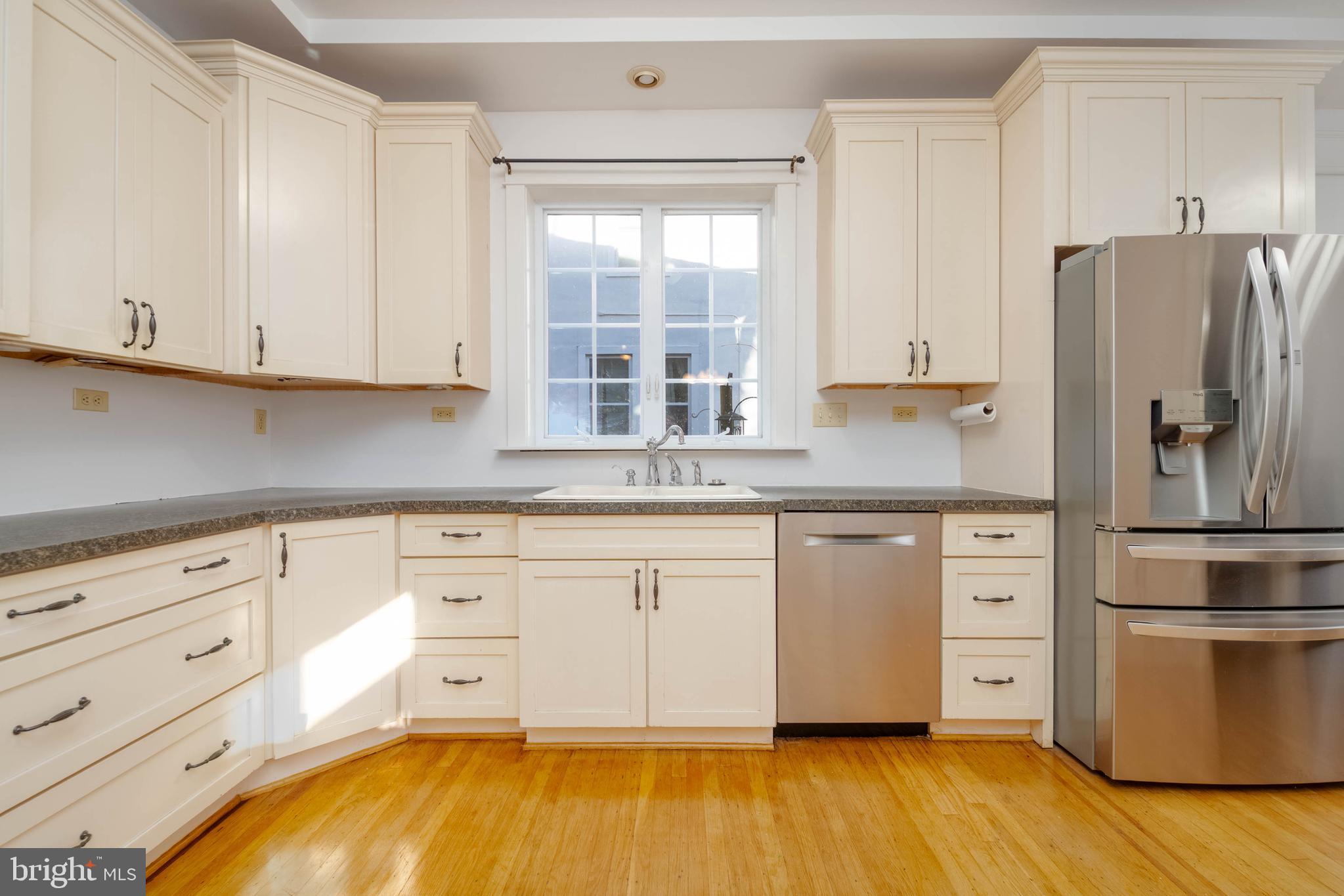 MOUNT WASHINGTON - Residential