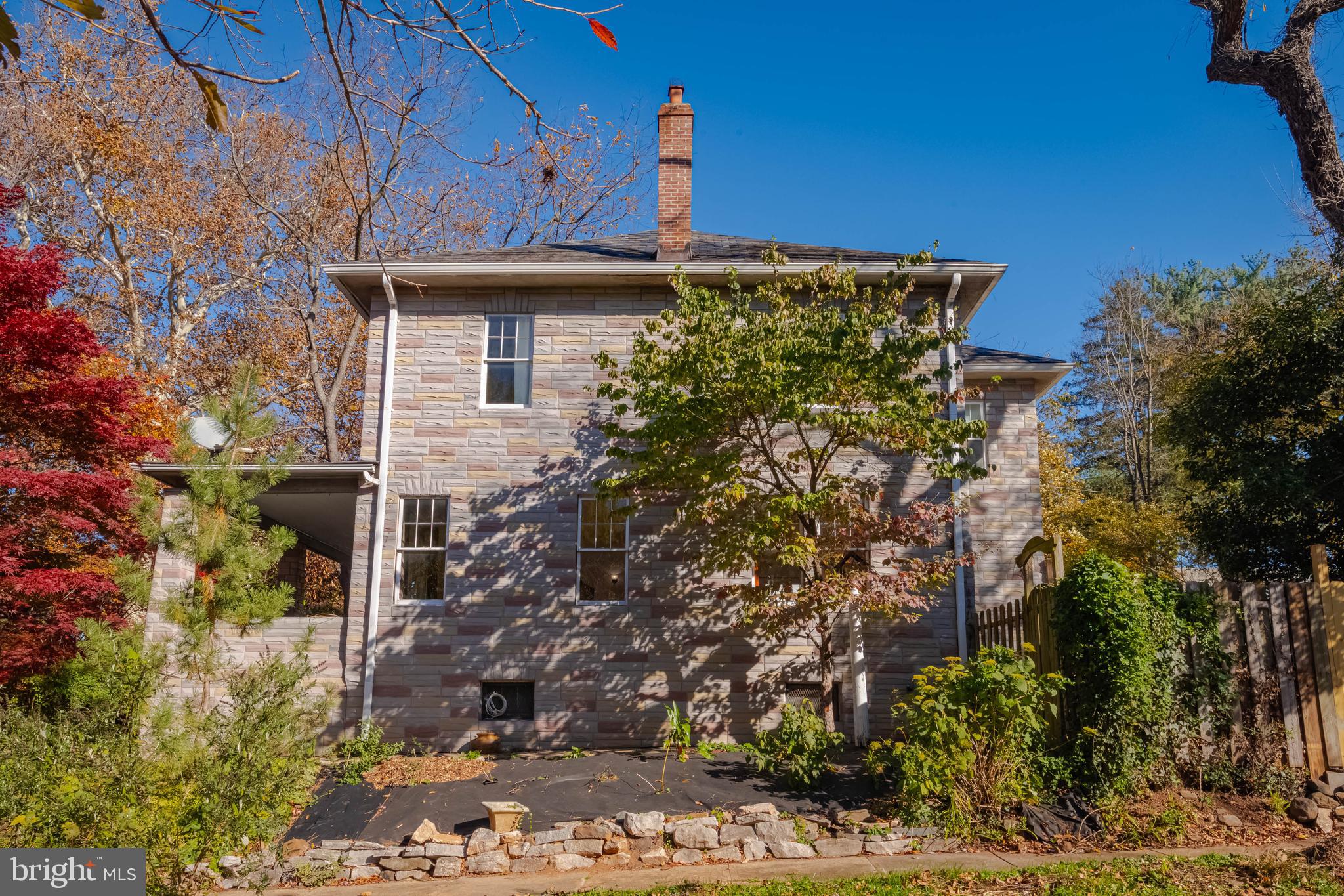 MOUNT WASHINGTON - Residential