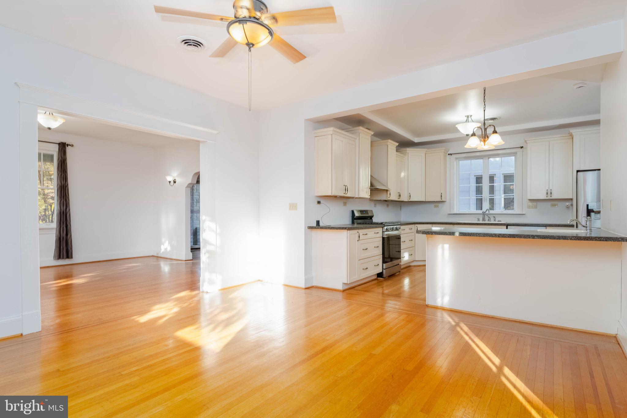 MOUNT WASHINGTON - Residential