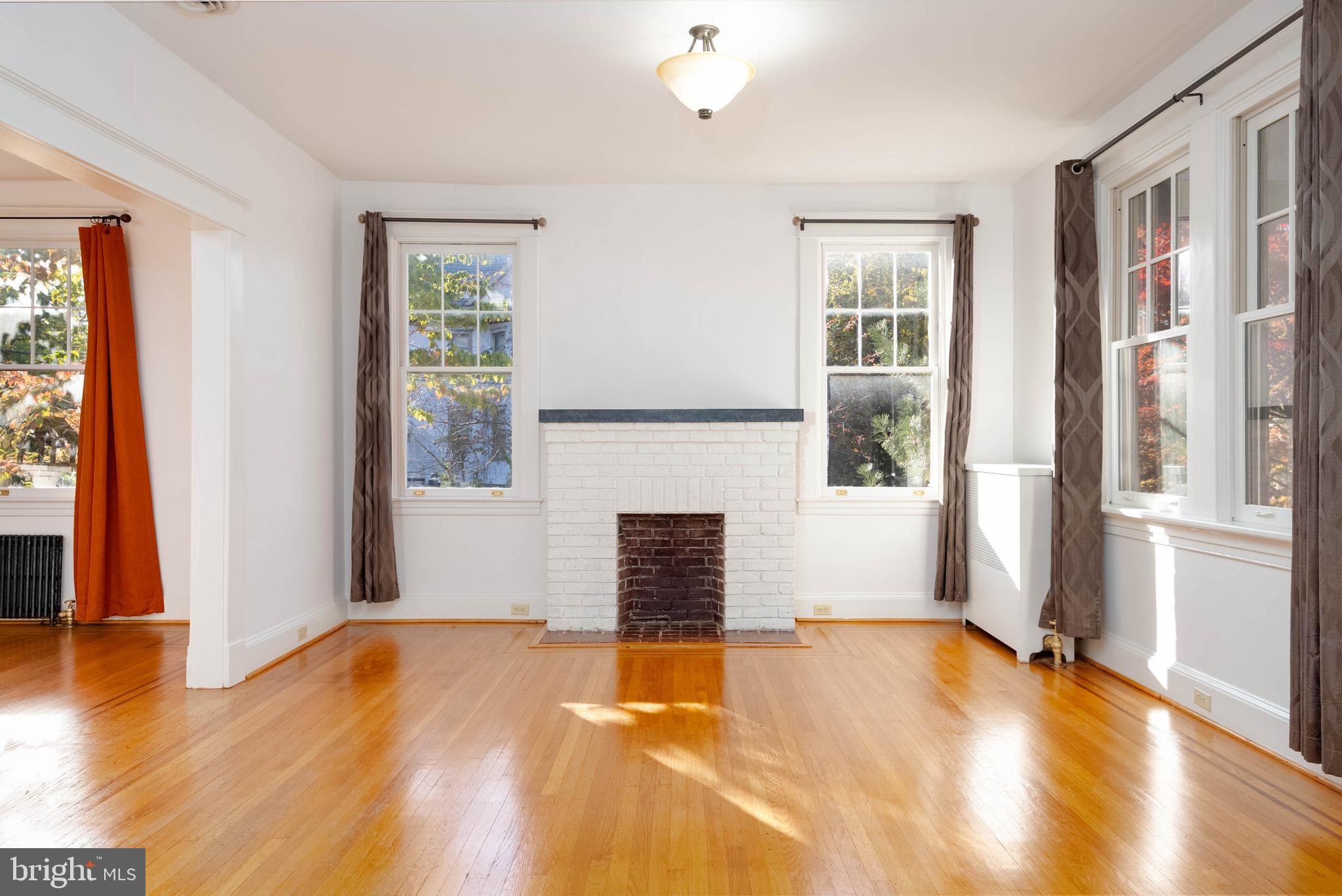 MOUNT WASHINGTON - Residential