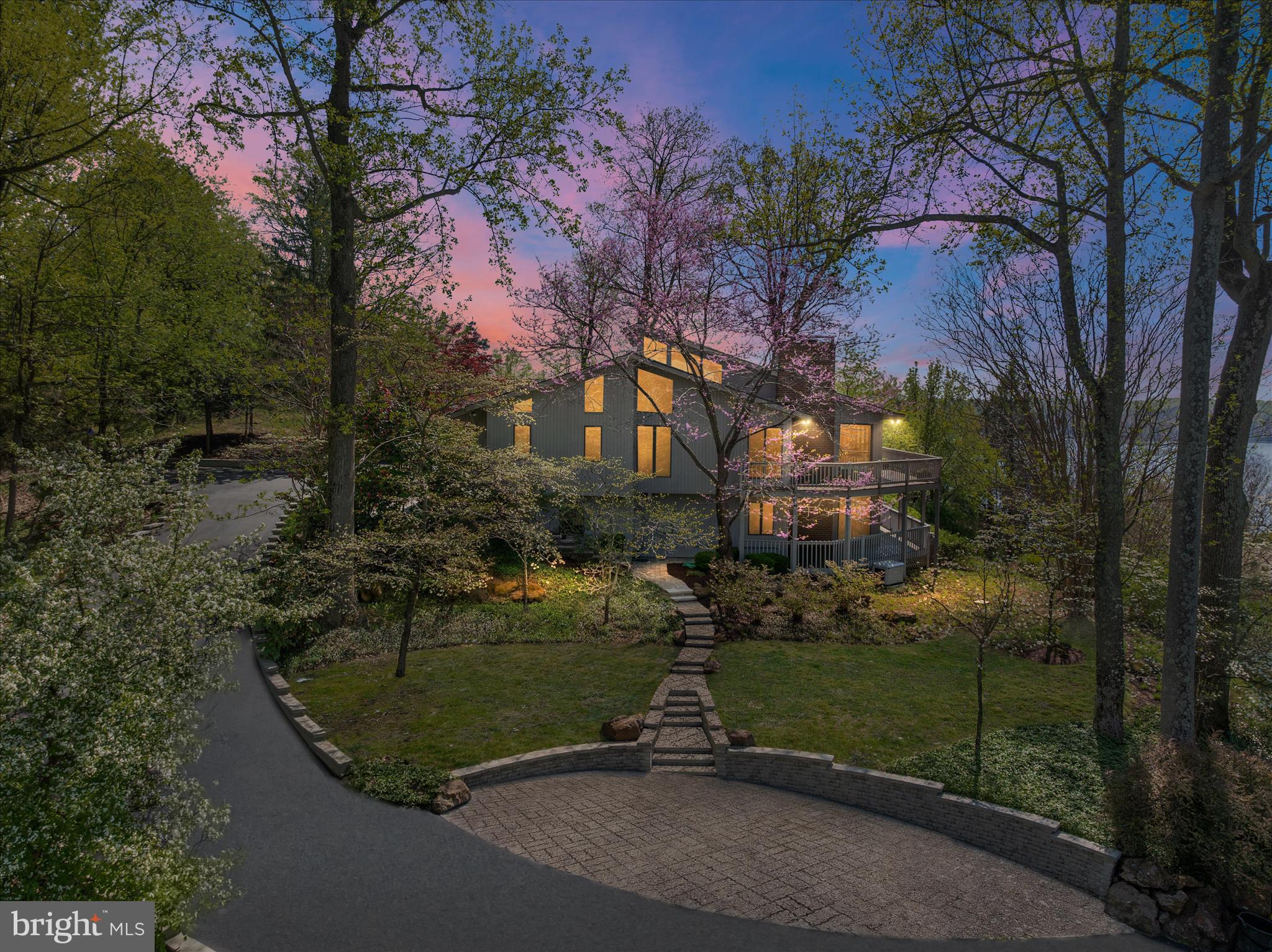 RUGBY HALL ESTATES - Residential