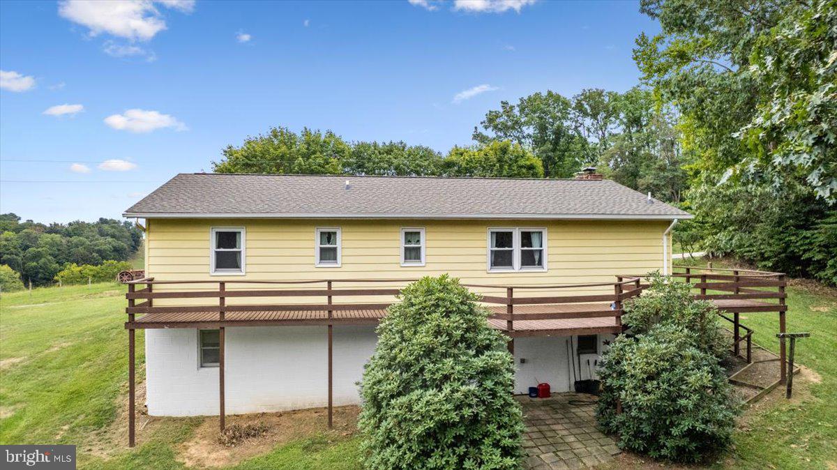 STRAWBERRY HILL - Residential