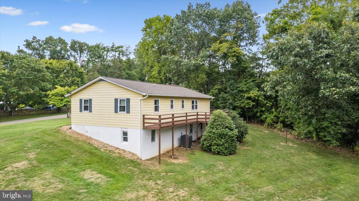 STRAWBERRY HILL - Residential