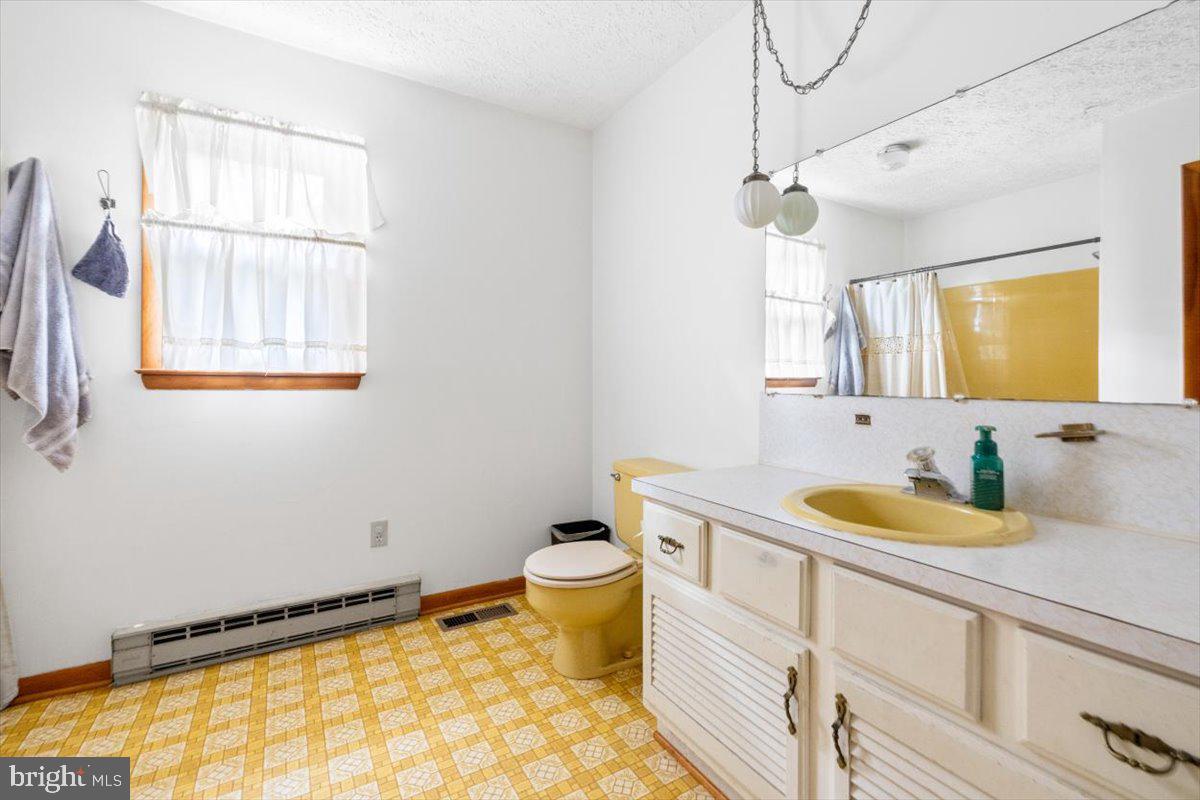 STRAWBERRY HILL - Residential