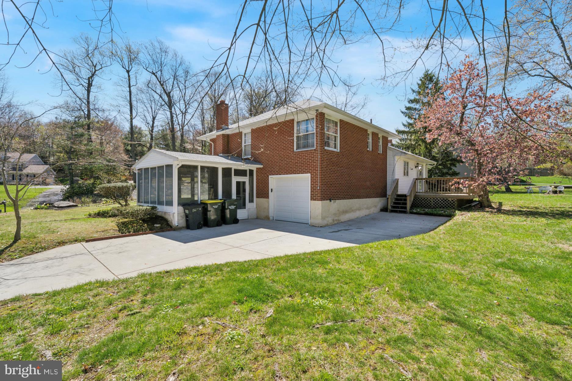 2340 EDGEHILL ROAD