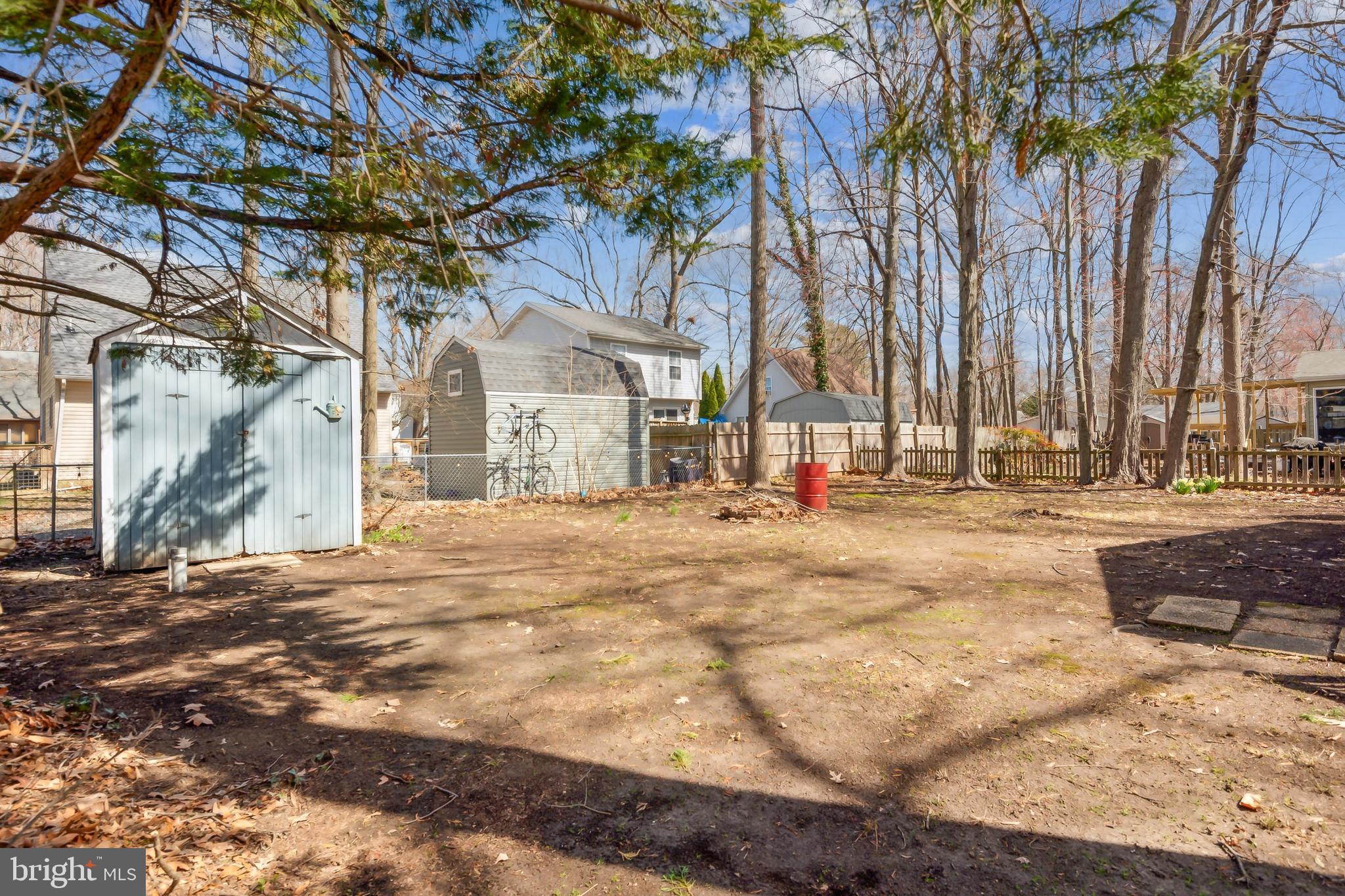 AVALON SHORES - Residential