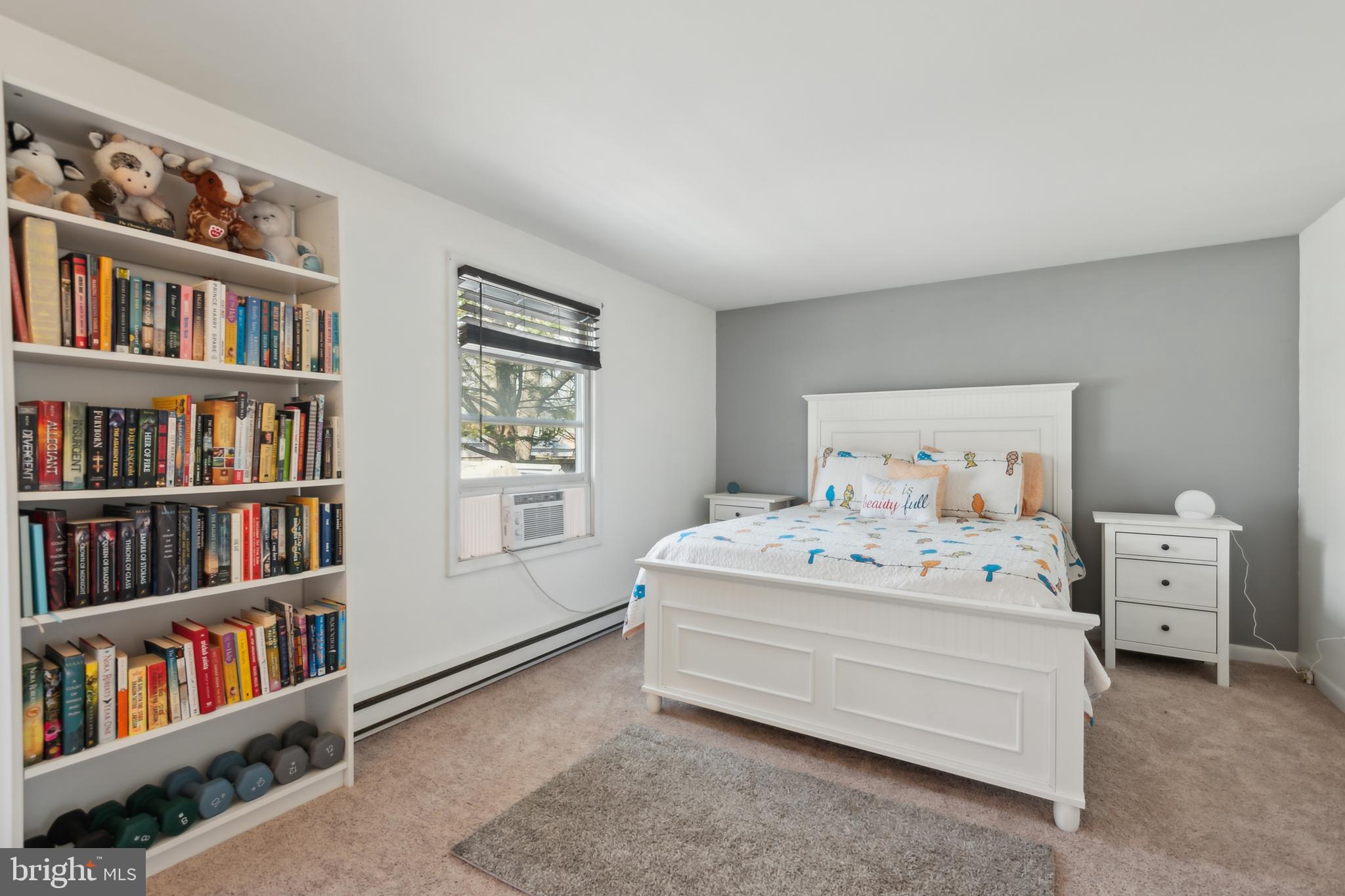 AVALON SHORES - Residential