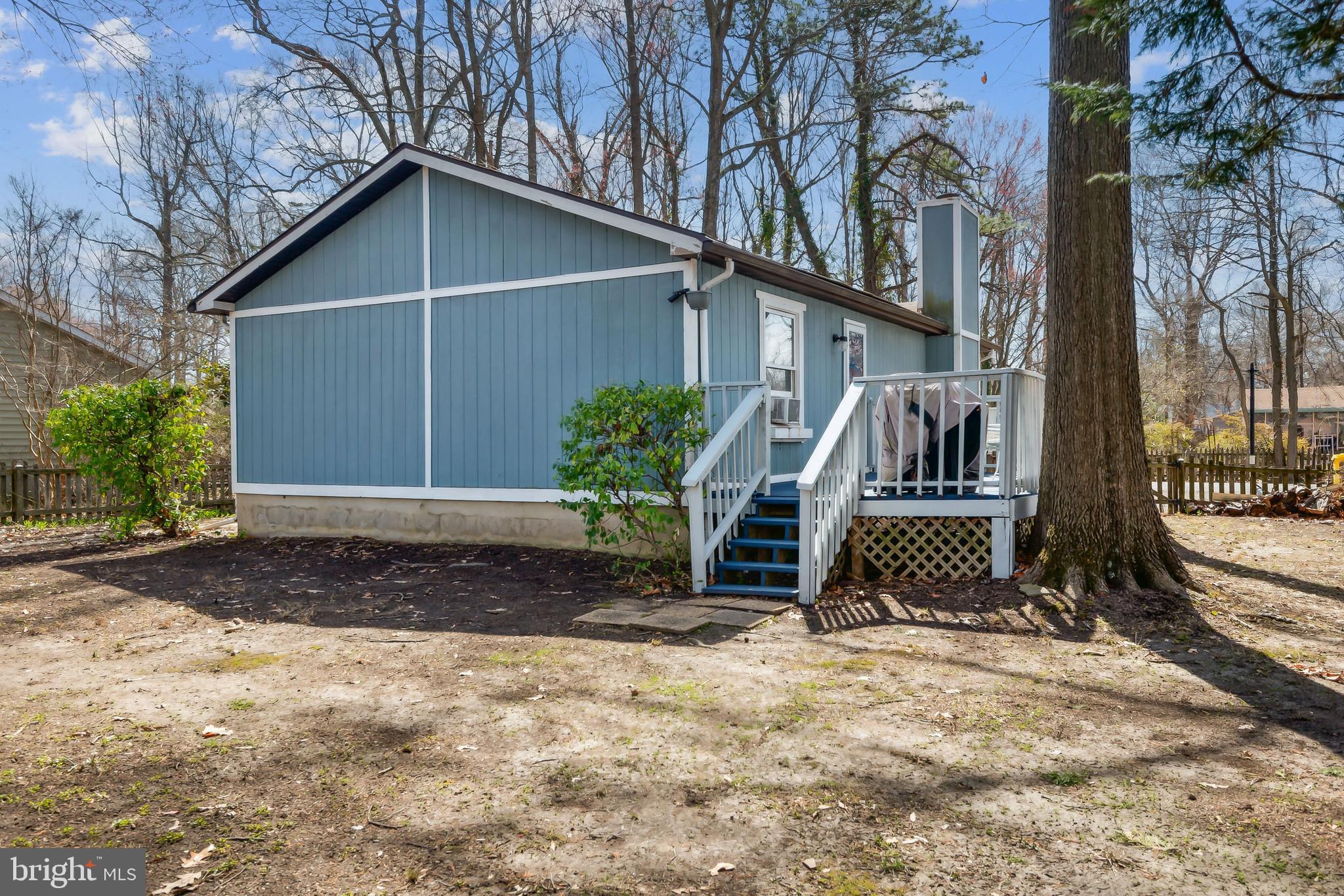 AVALON SHORES - Residential