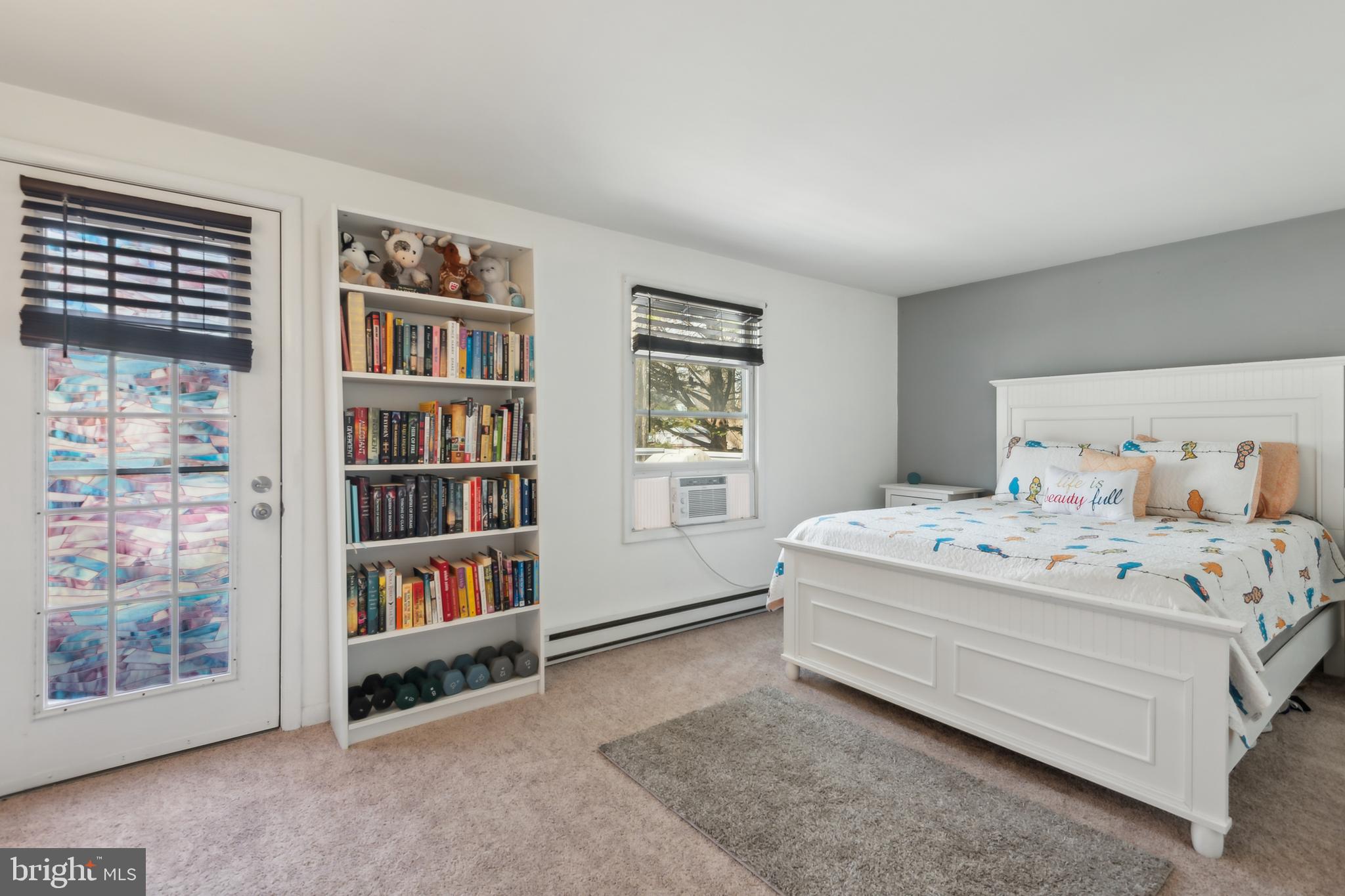 AVALON SHORES - Residential