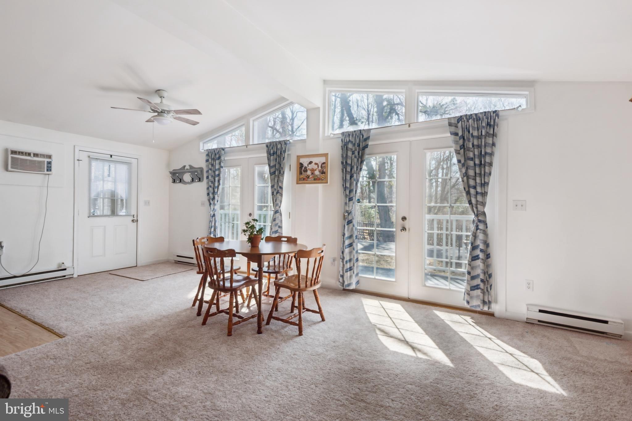 AVALON SHORES - Residential