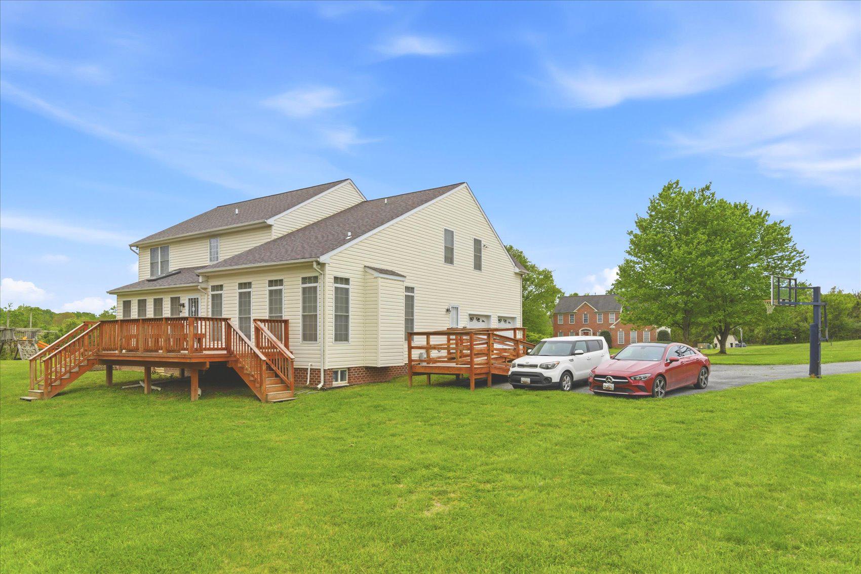 FIELDS OF HARVEST - Residential