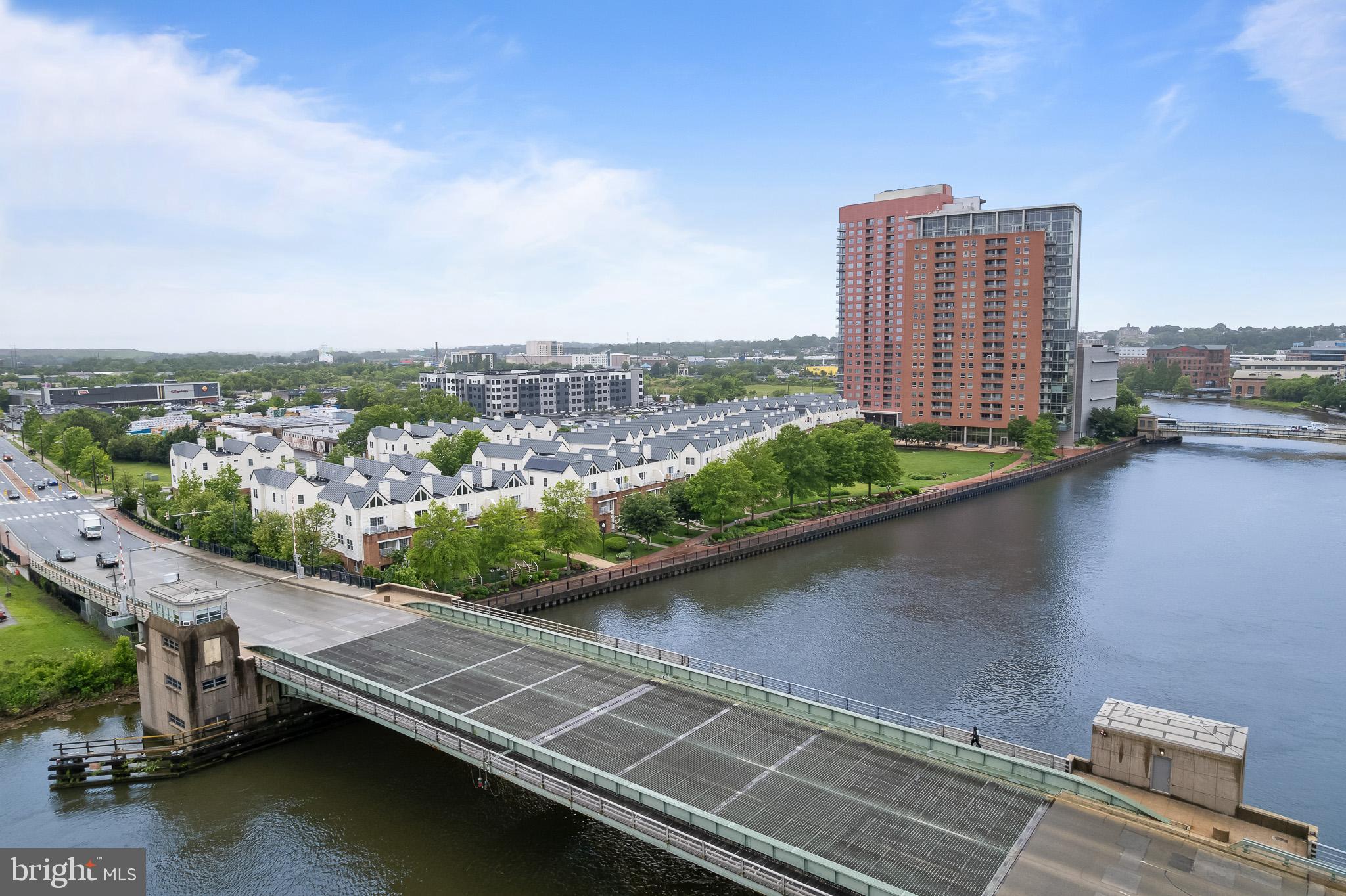 RIVER TOWER CHRIST L - Residential