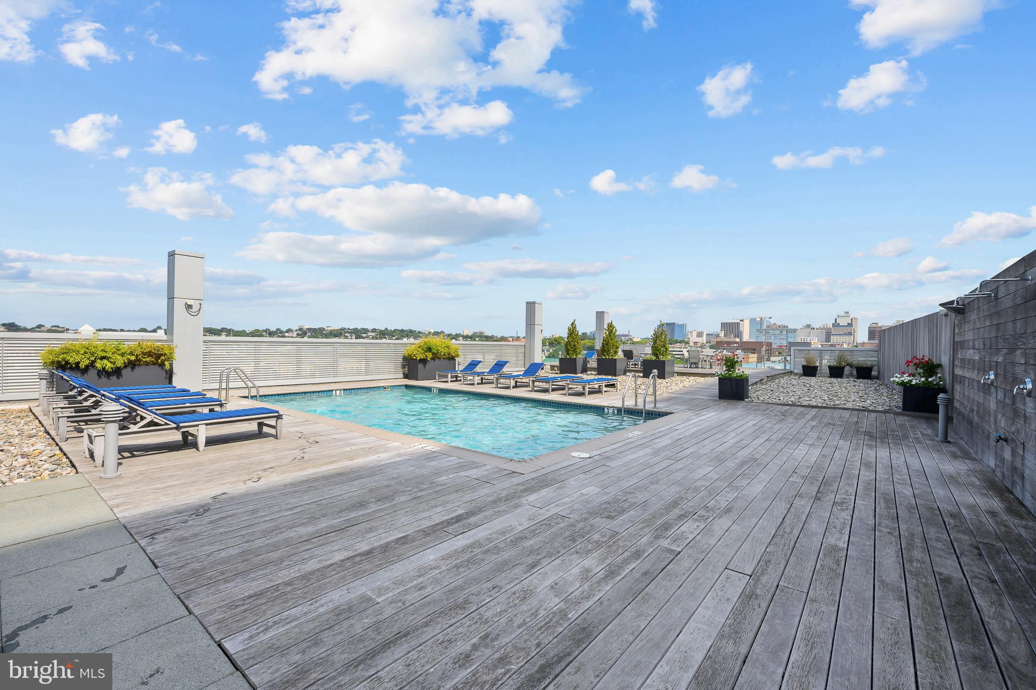 RIVER TOWER CHRIST L - Residential