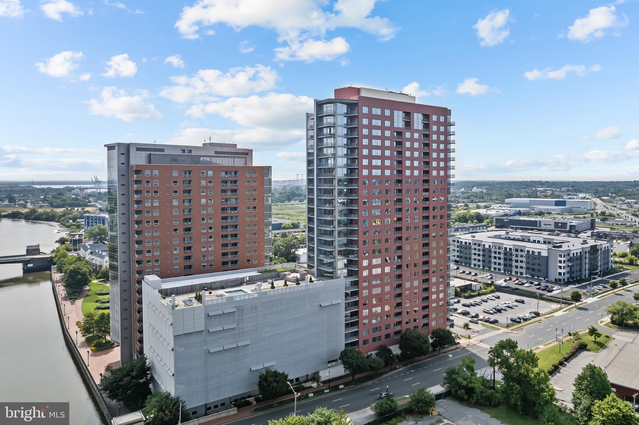 RIVER TOWER CHRIST L - Residential