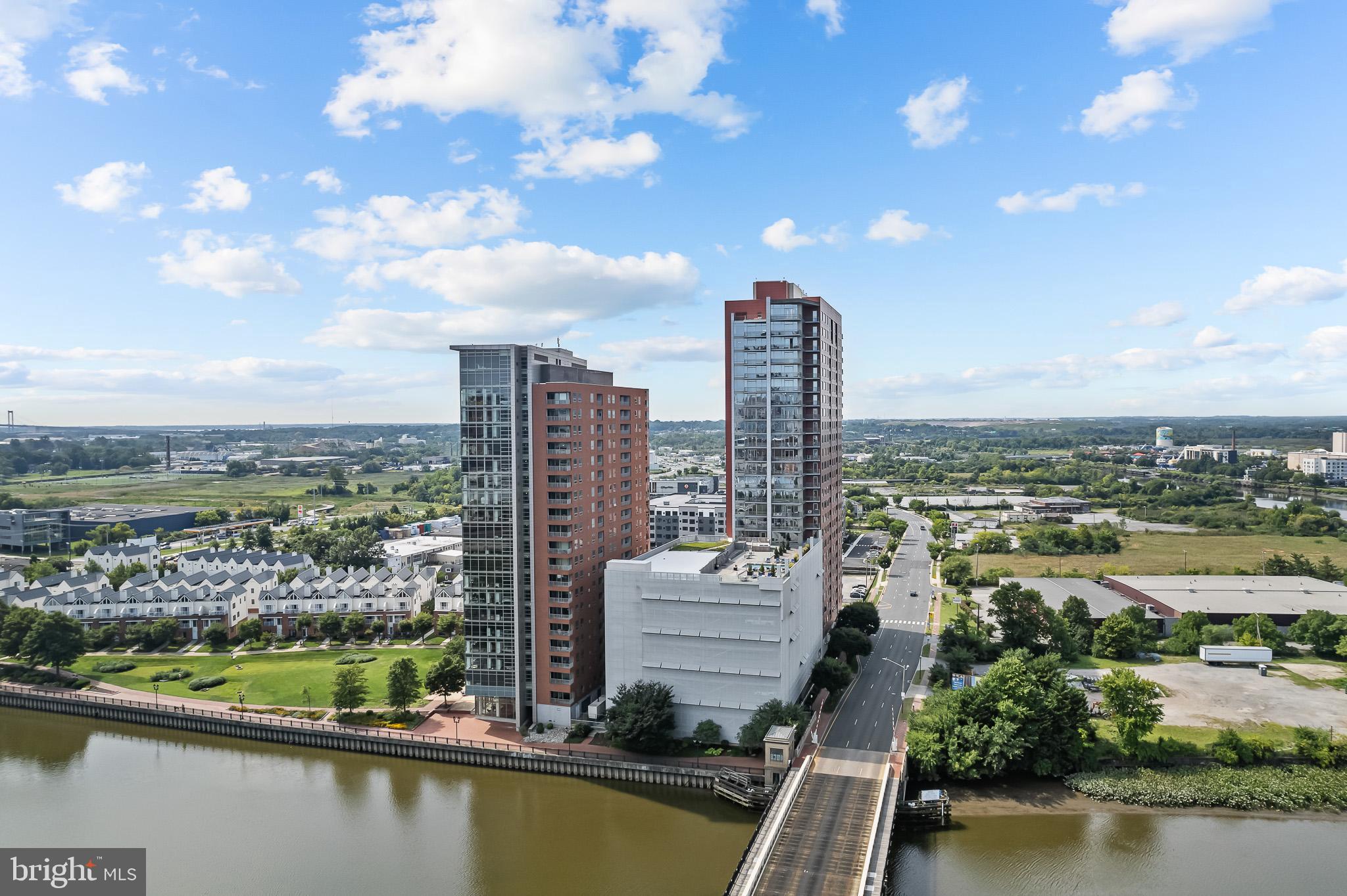 RIVER TOWER CHRIST L - Residential