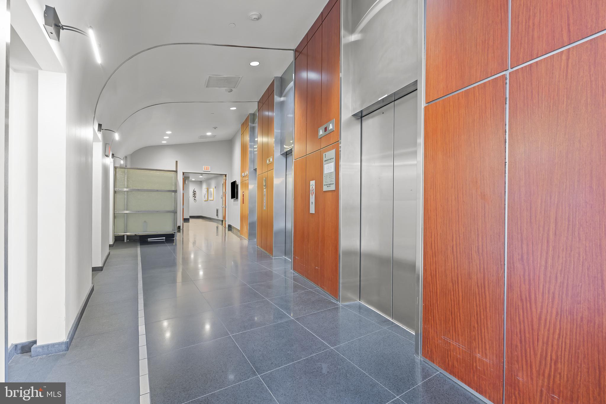 RIVER TOWER CHRIST L - Residential