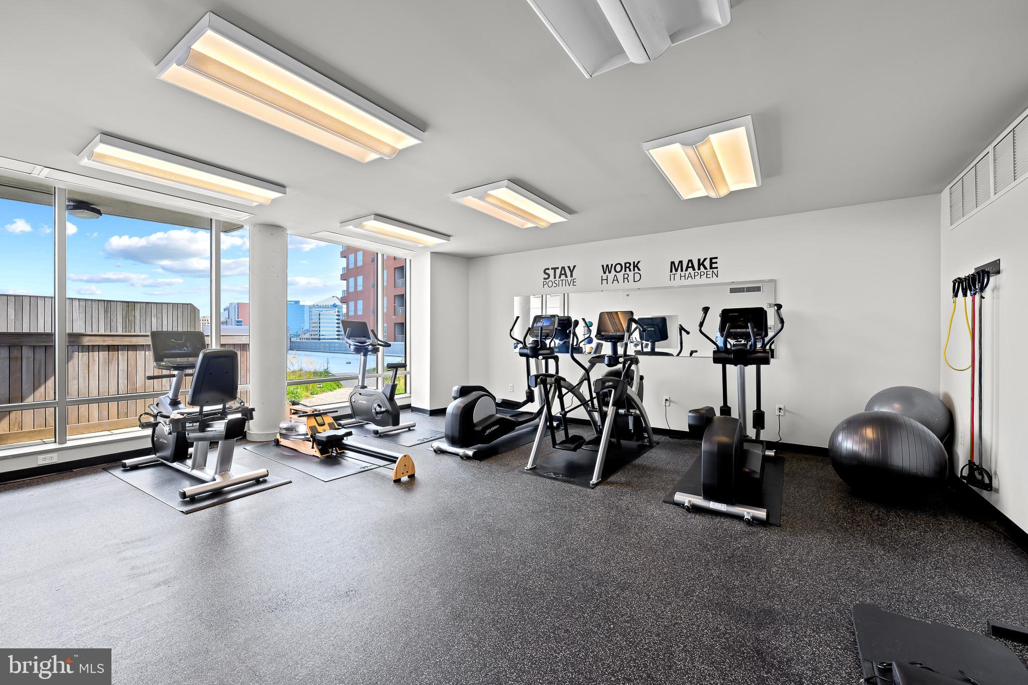 RIVER TOWER CHRIST L - Residential