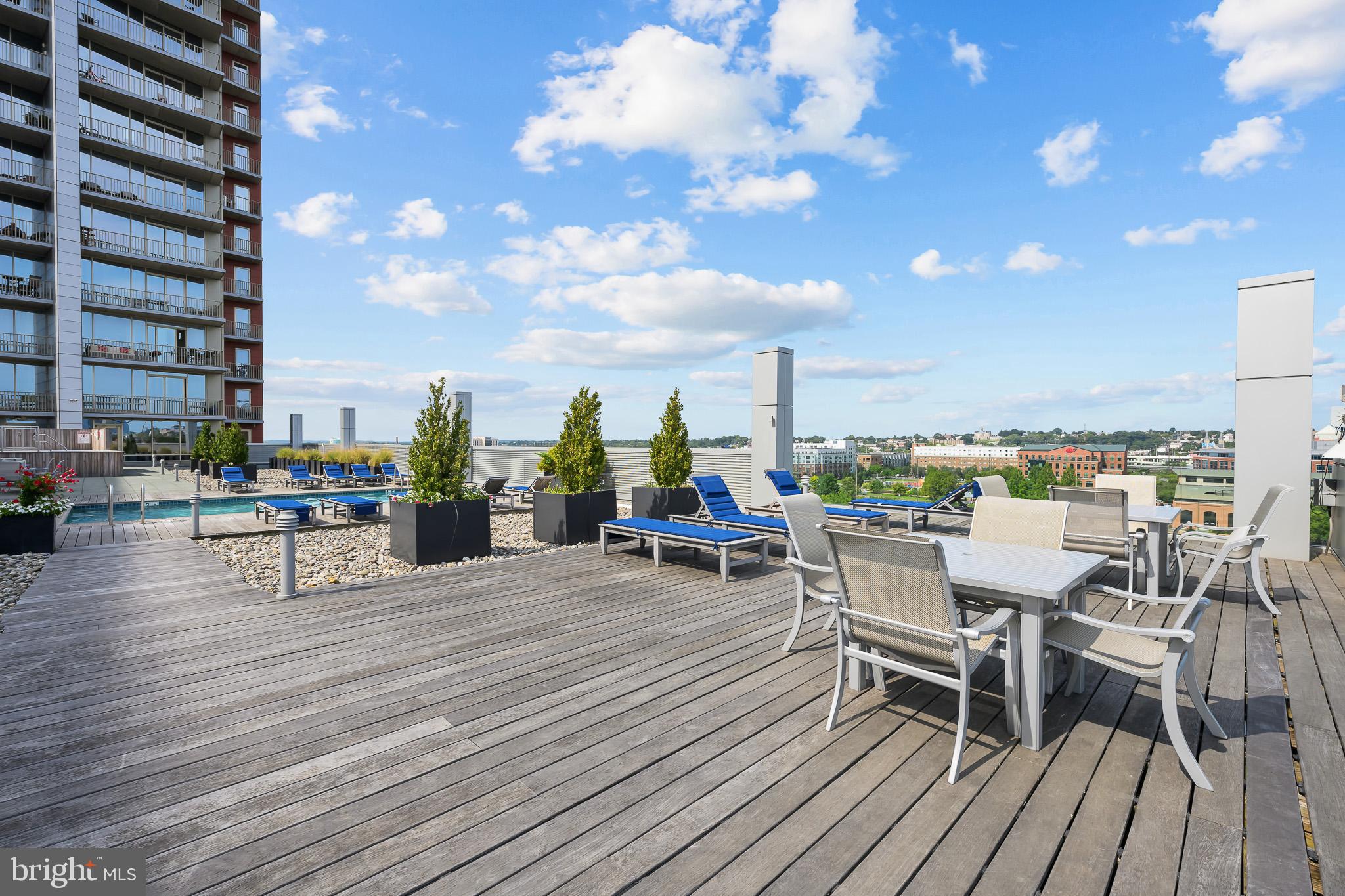 RIVER TOWER CHRIST L - Residential