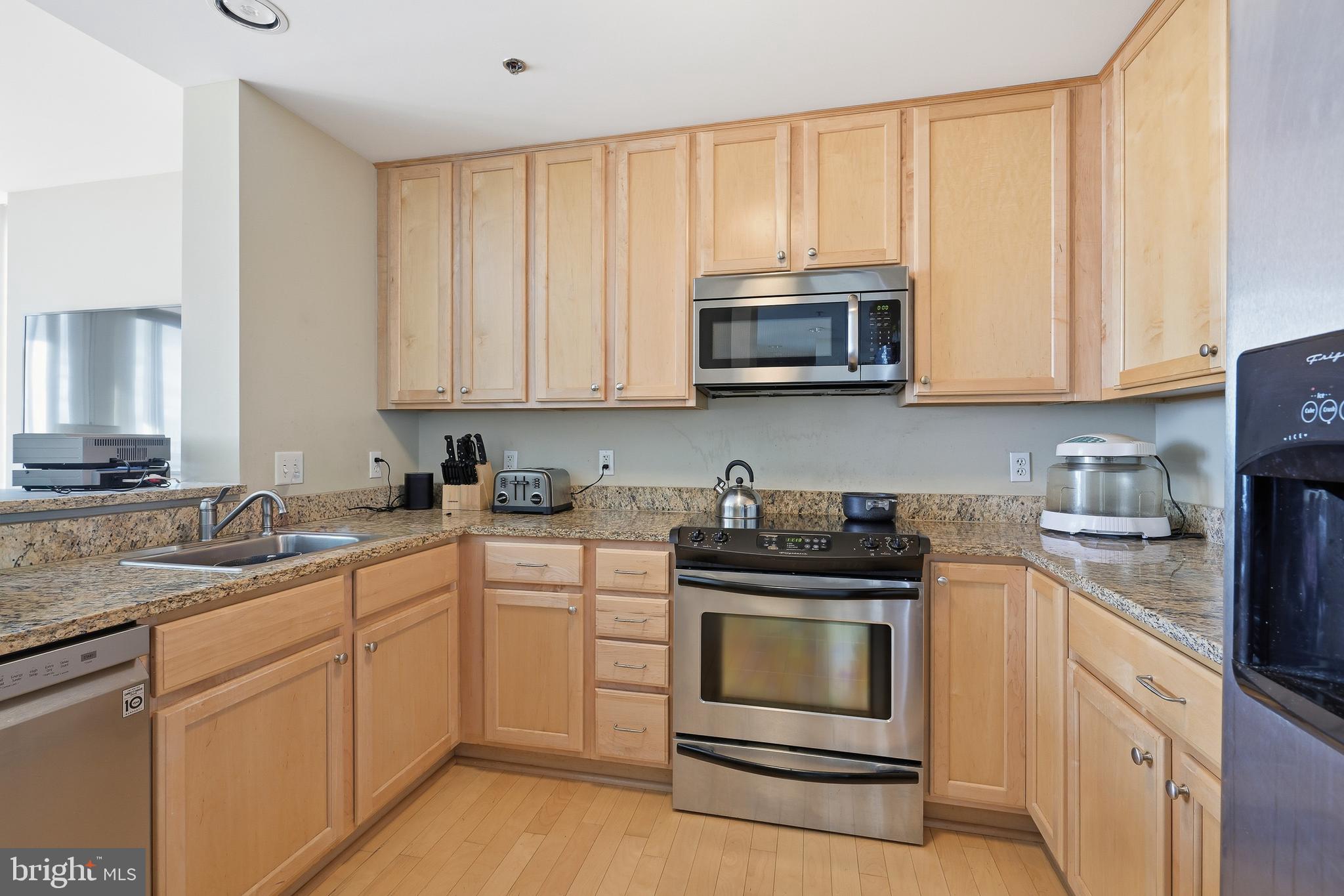 RIVER TOWER CHRIST L - Residential