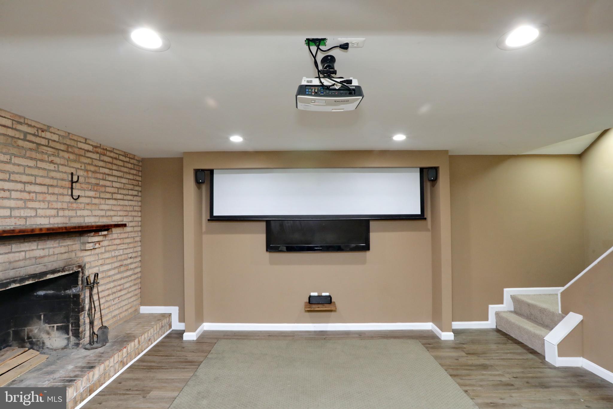 BROOKWOOD ESTATES - Residential