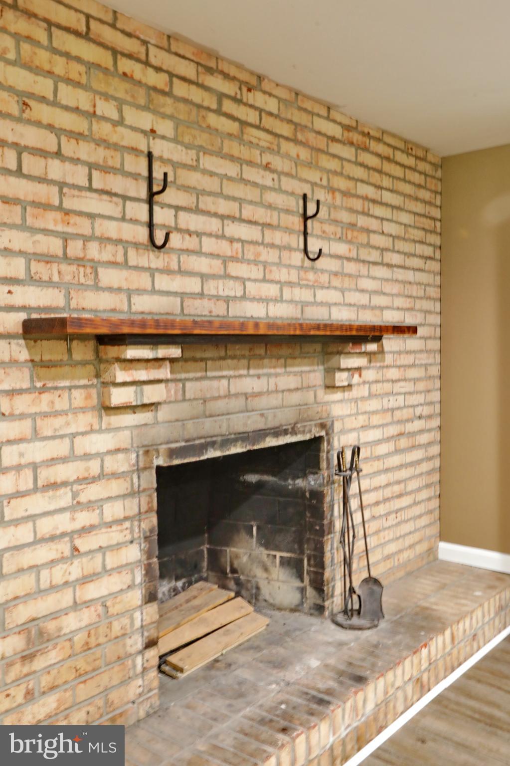 BROOKWOOD ESTATES - Residential