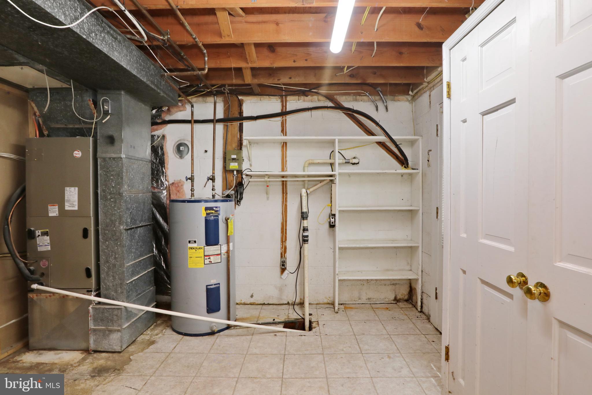 BROOKWOOD ESTATES - Residential