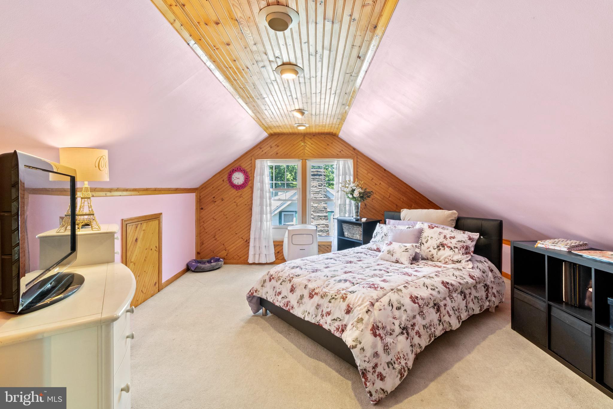 DREXEL HILL - Residential