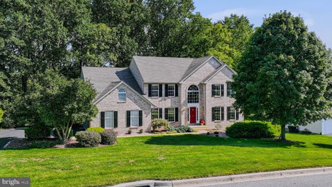 Photo of 150 Ramunno Circle, HOCKESSIN, DE 19707 (MLS # DENC2110986)