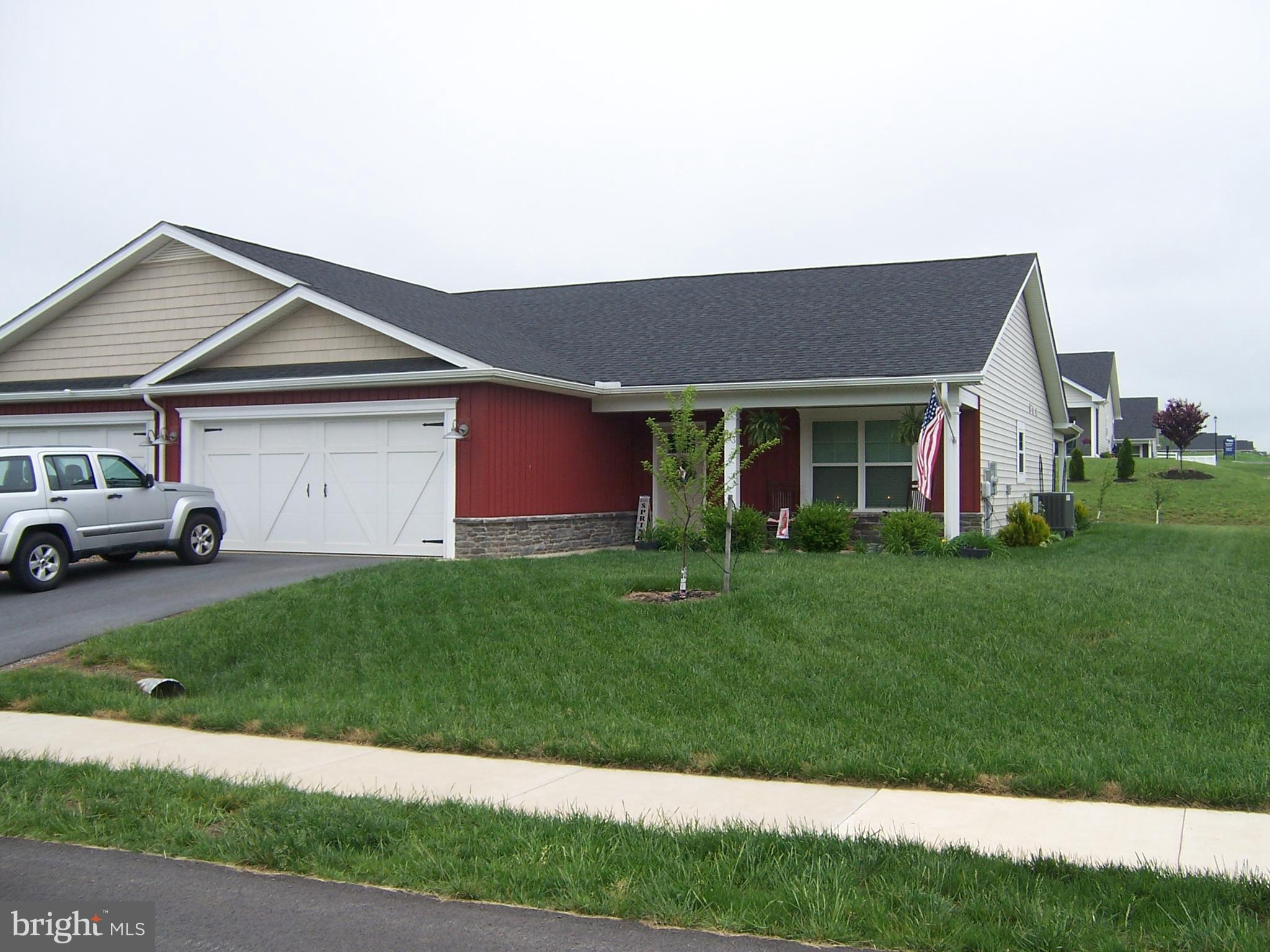 CARDINAL POINTE - Residential