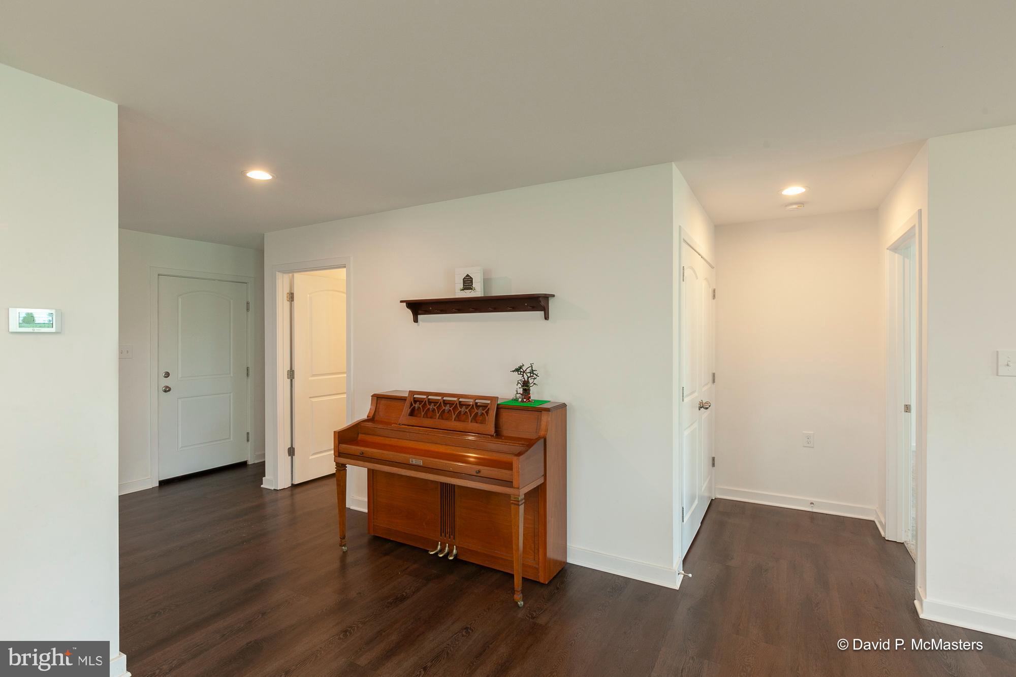 CARDINAL POINTE - Residential