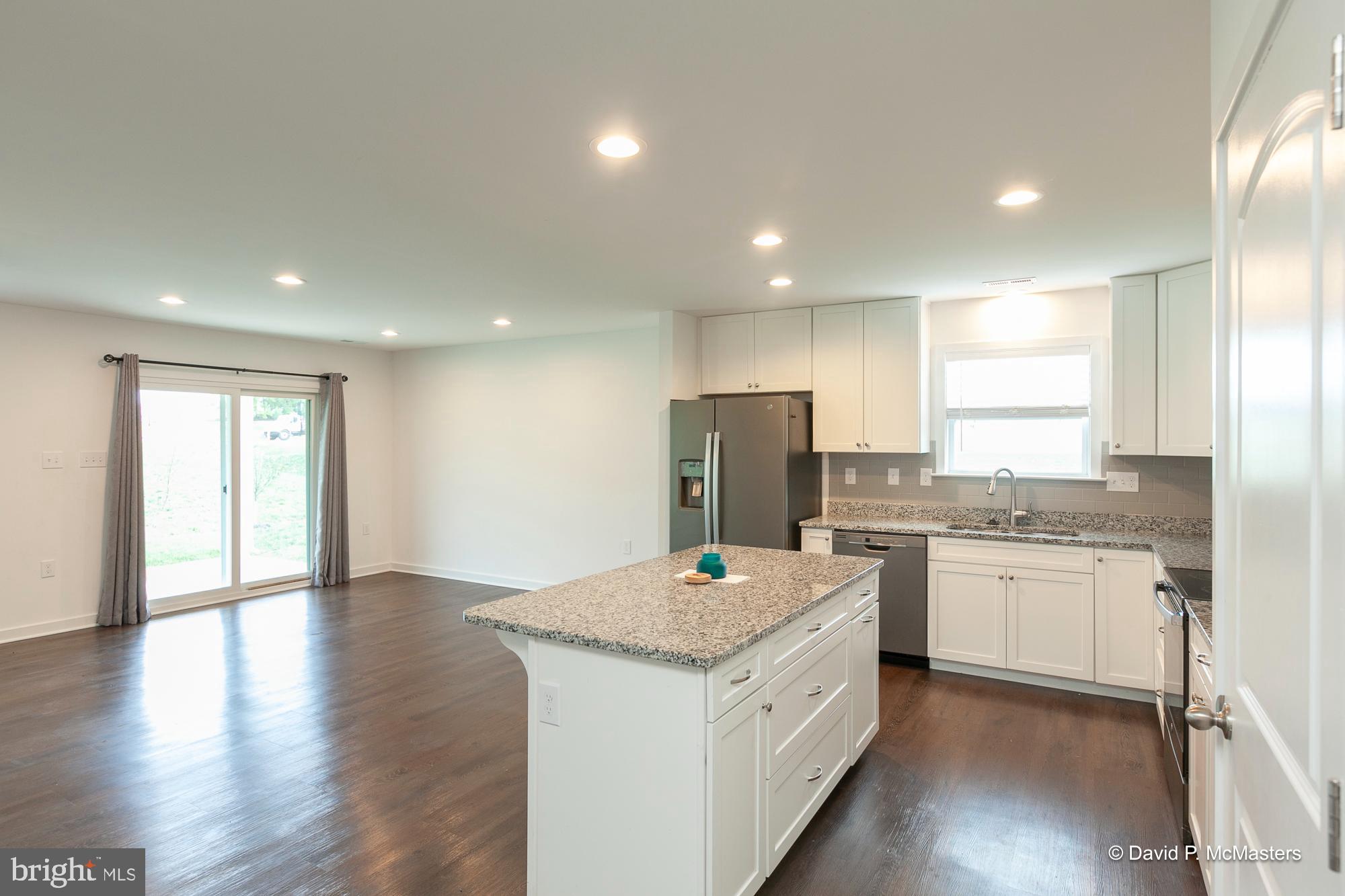 CARDINAL POINTE - Residential