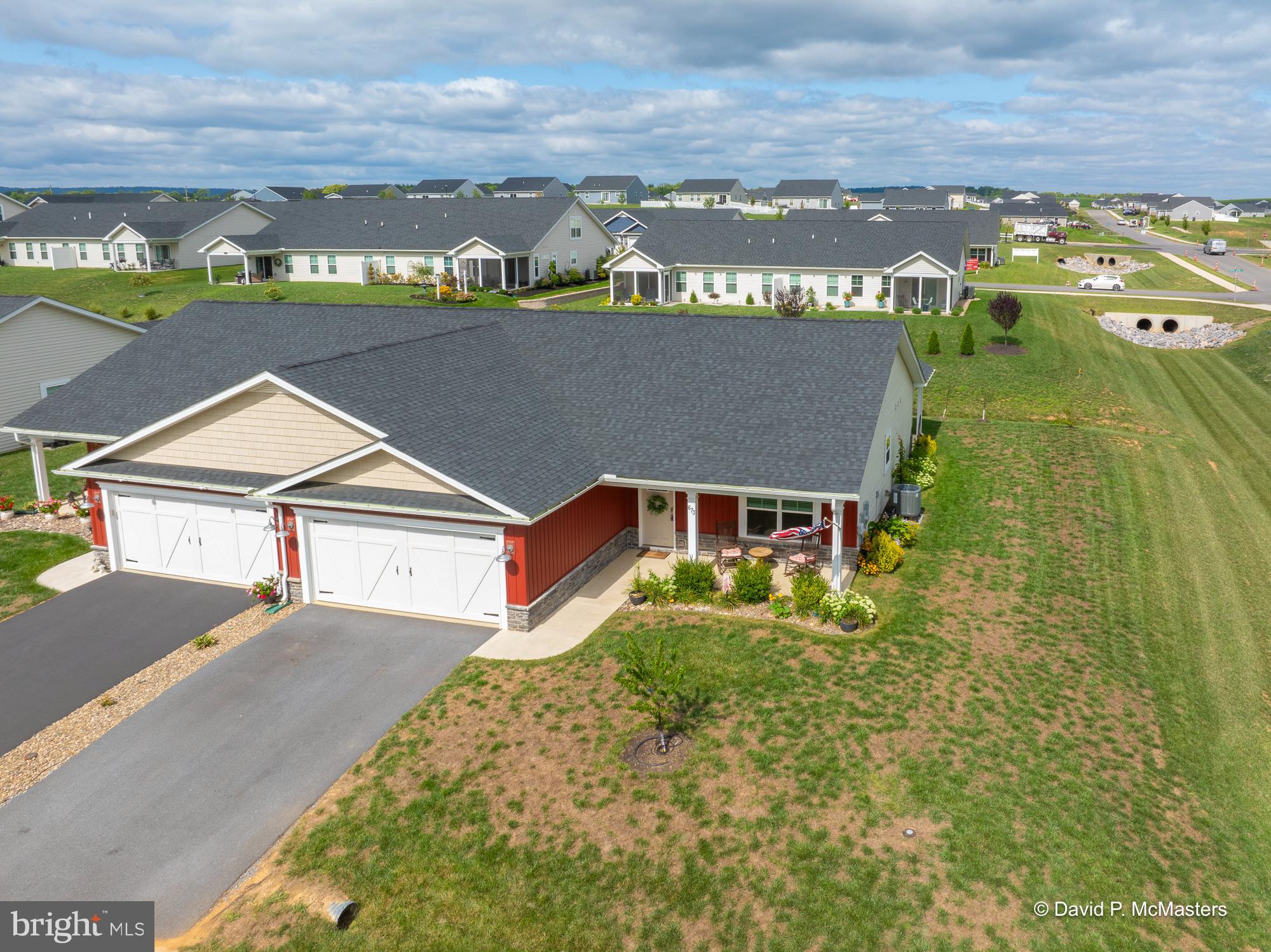 CARDINAL POINTE - Residential