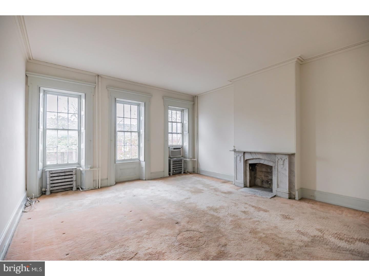 SOCIETY HILL - Commercial Sale