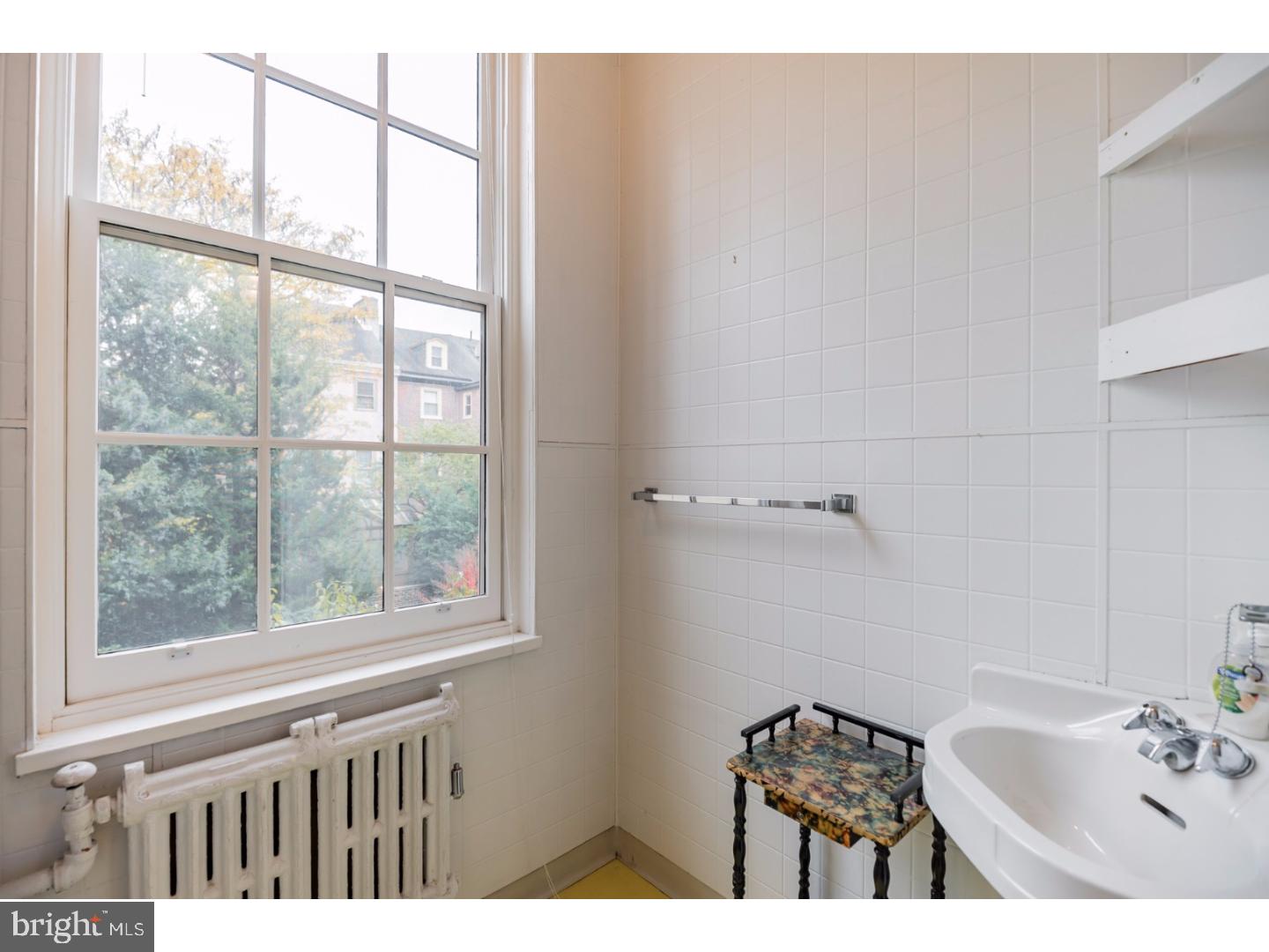 SOCIETY HILL - Commercial Sale