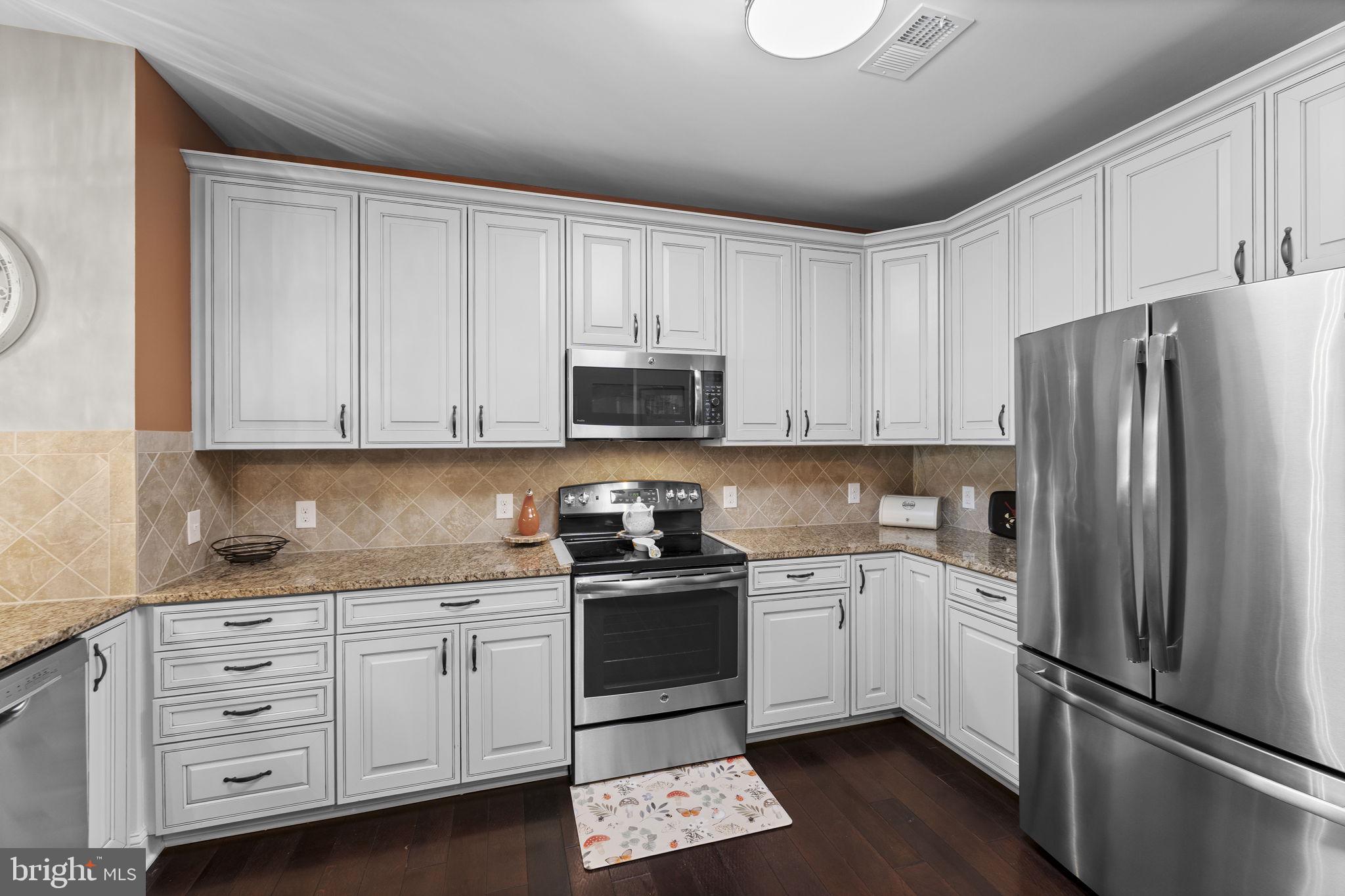 REGENCY AT DOMINION VALLEY - Residential