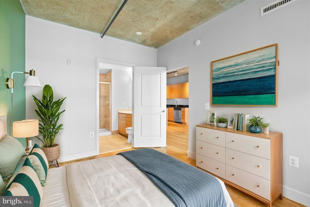 Photo of 1444 Church Street NW #309, WASHINGTON, DC 20005 (MLS # DCDC2226834)