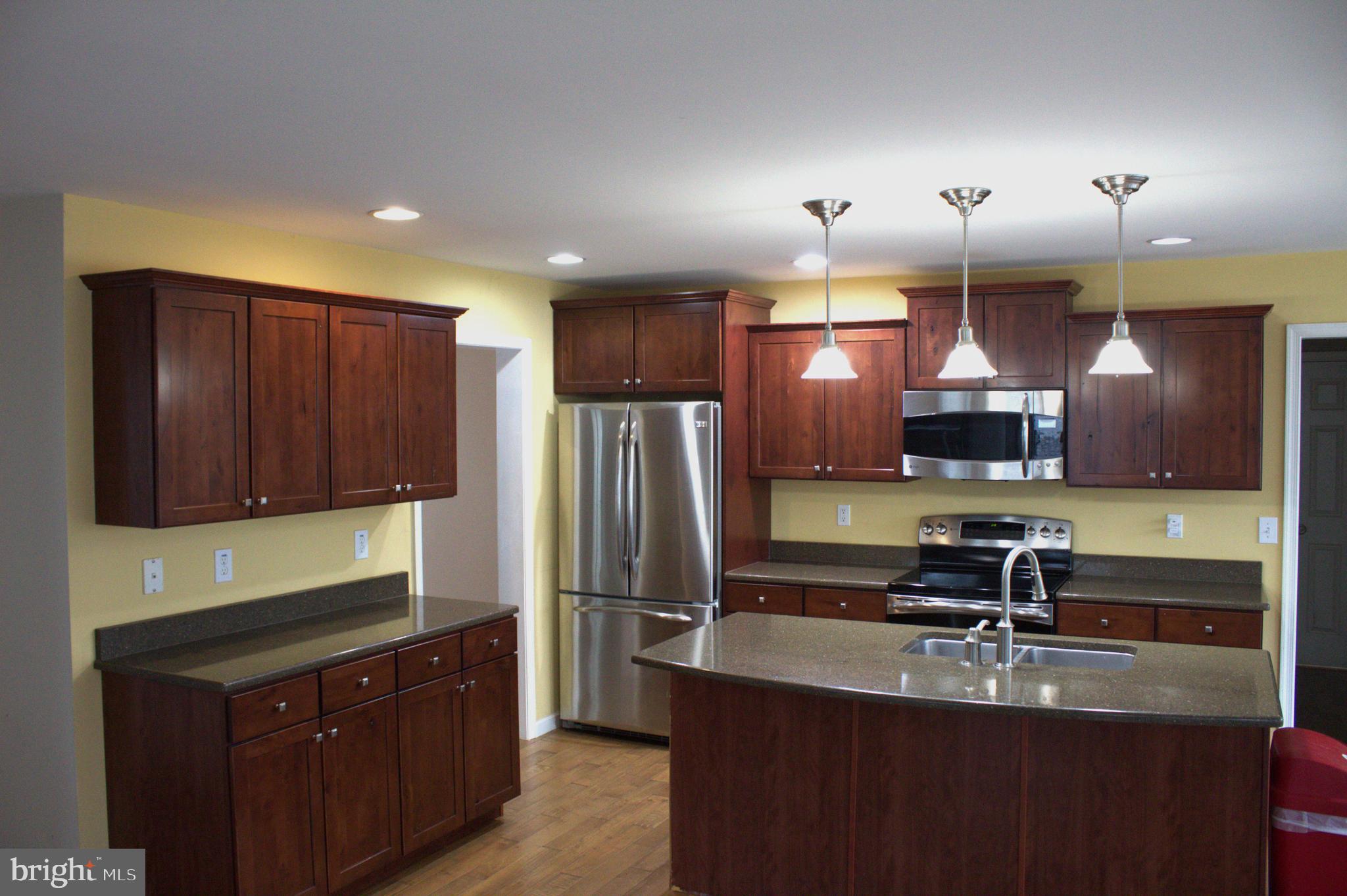 318 WOODBRIDGE DRIVE