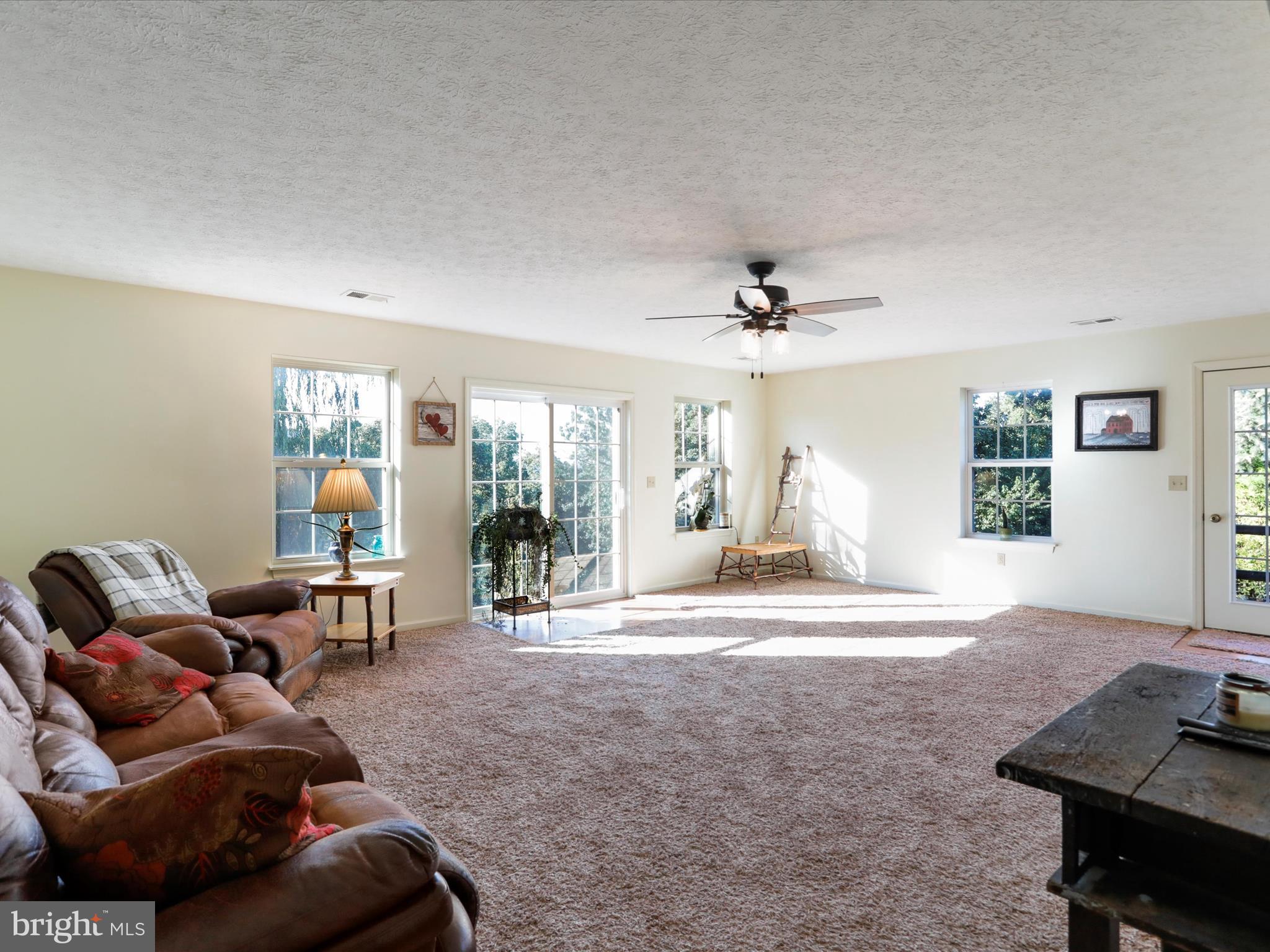 SWAN POND - Residential