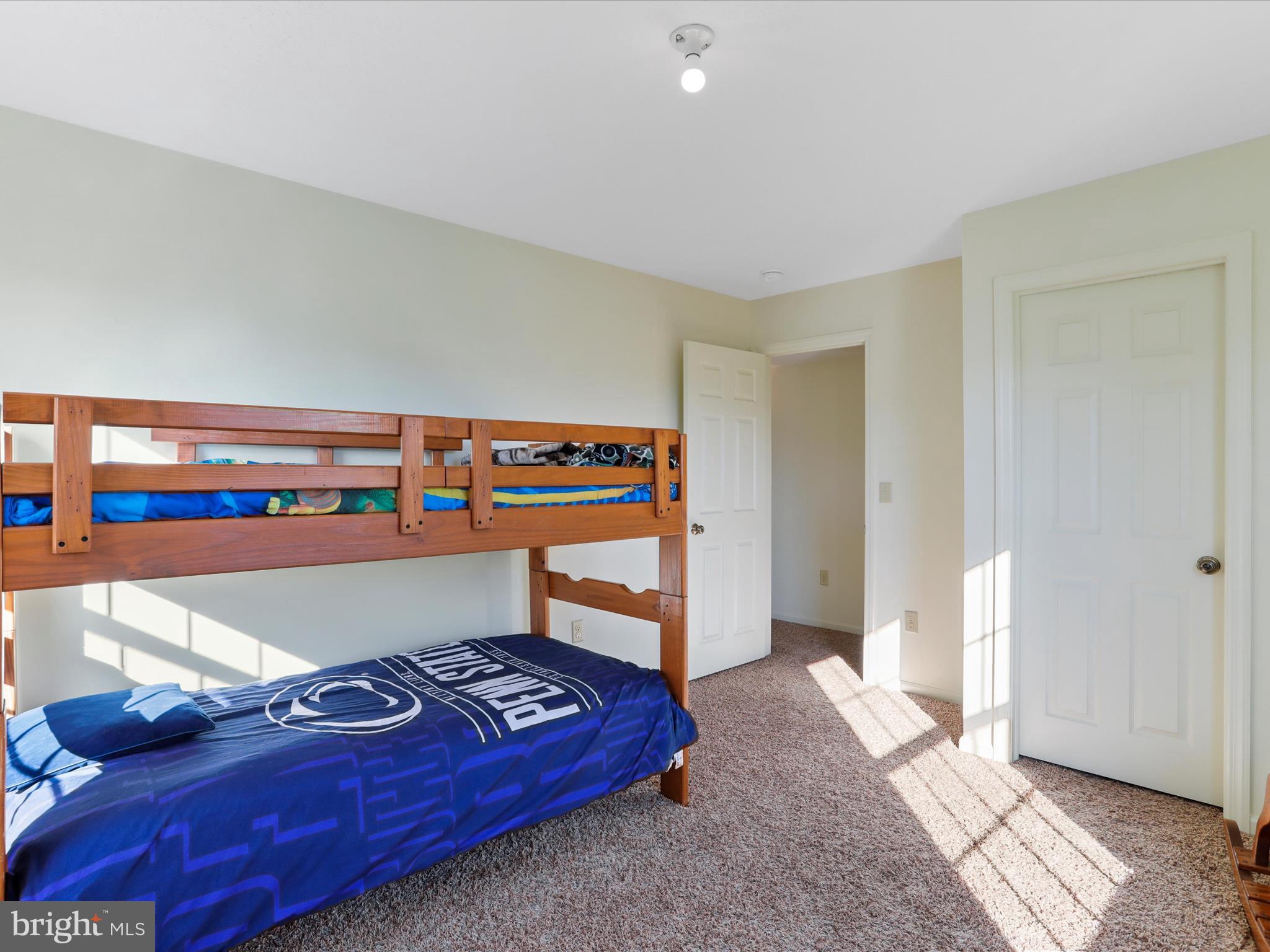 SWAN POND - Residential