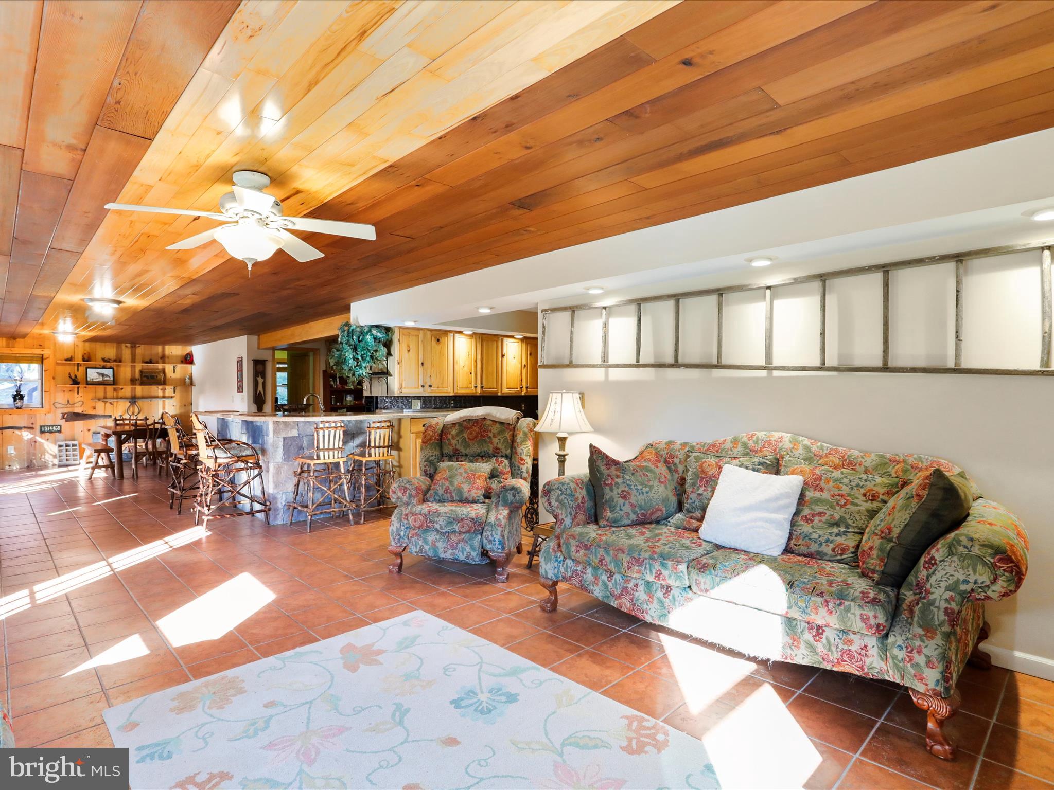 SWAN POND - Residential