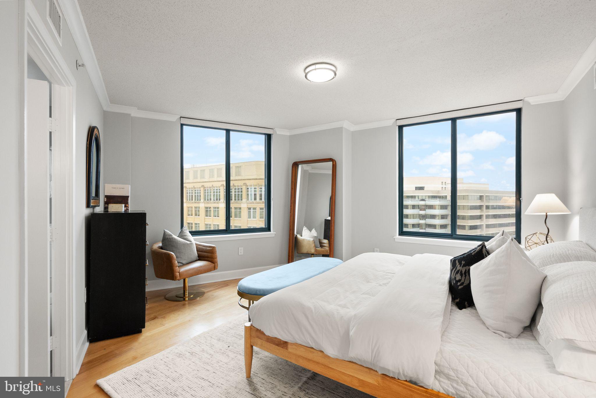 STATION SQUARE - Residential